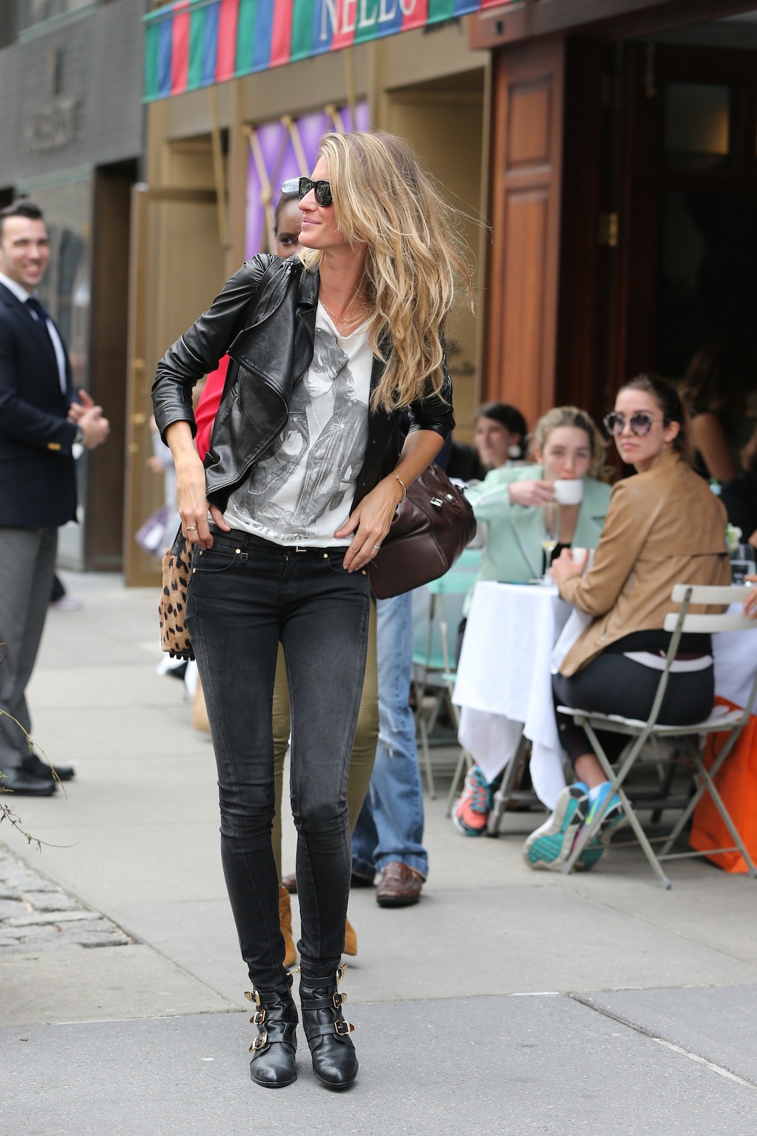 Gisele Bundchen out for lunch at Nellos