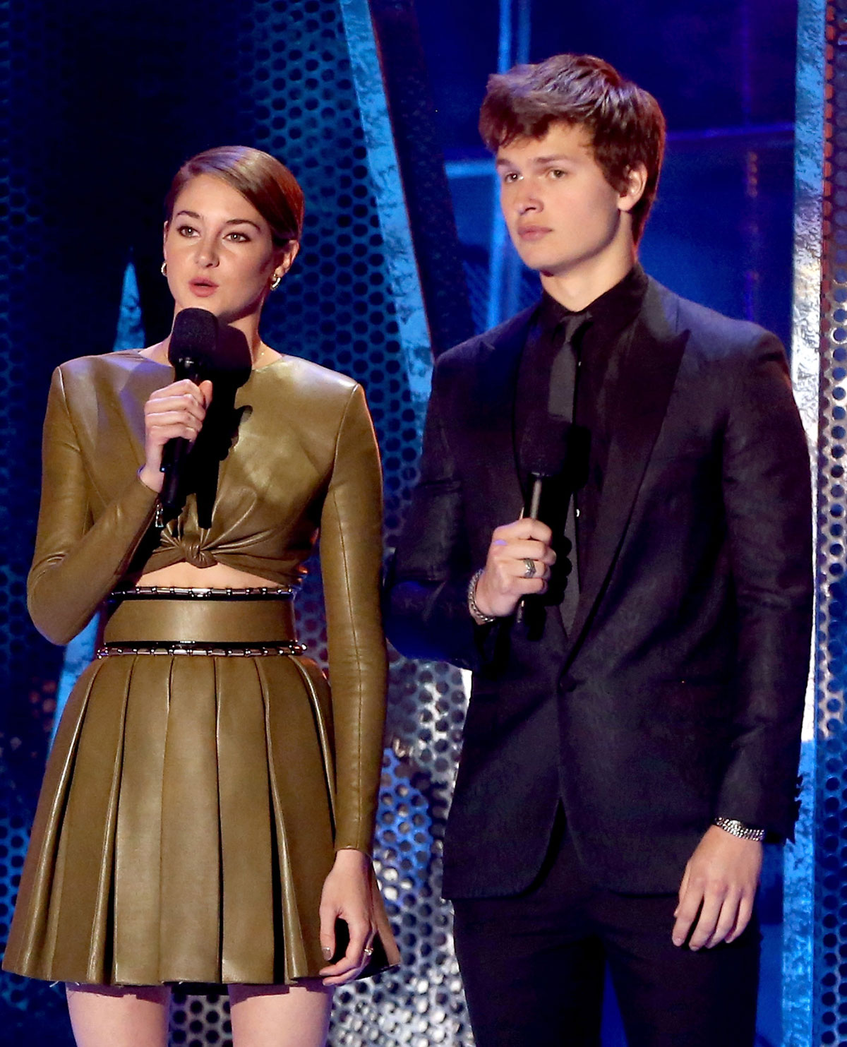 Shailene Woodley attends MTV Movie Awards