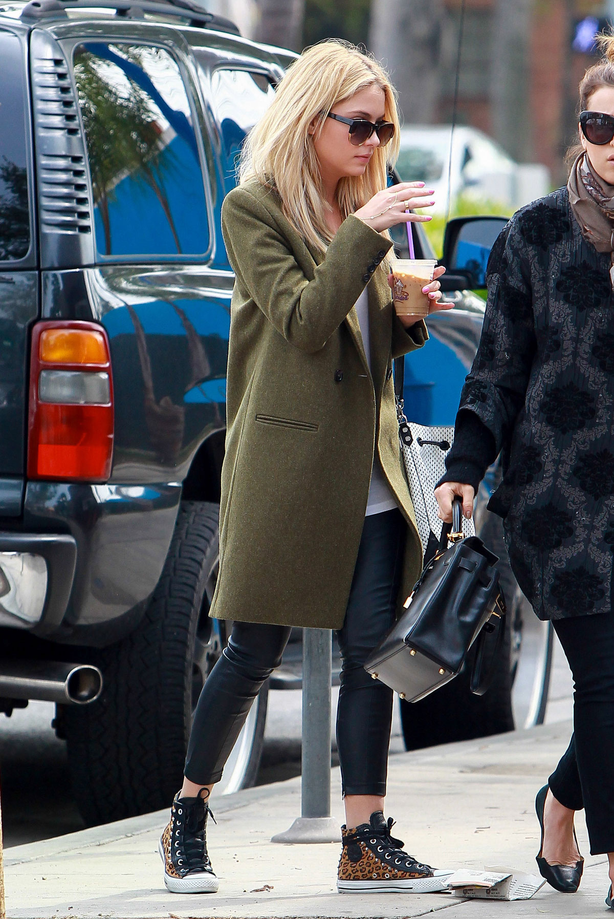 Ashley Benson grabs lunch with a friend