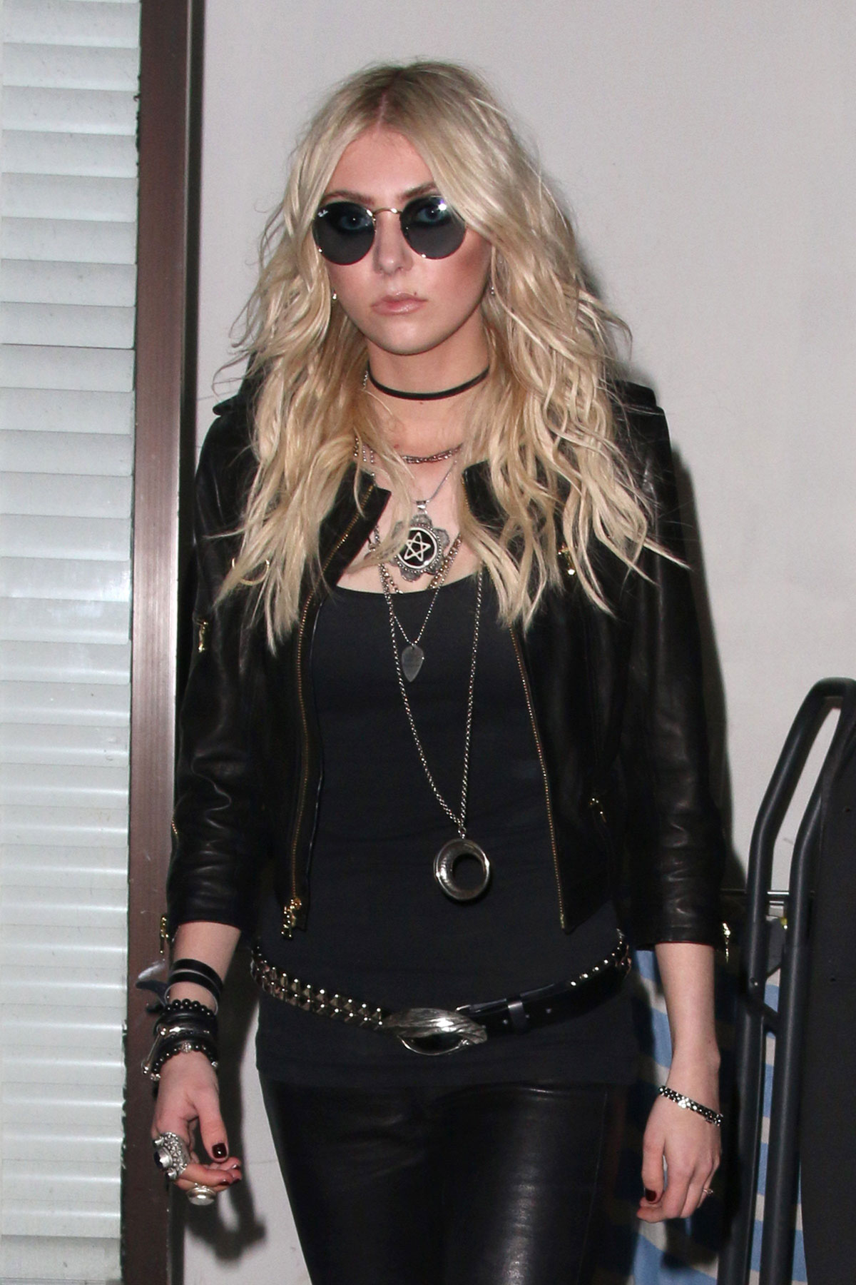 Taylor Momsen leaving Warwick Nightclub