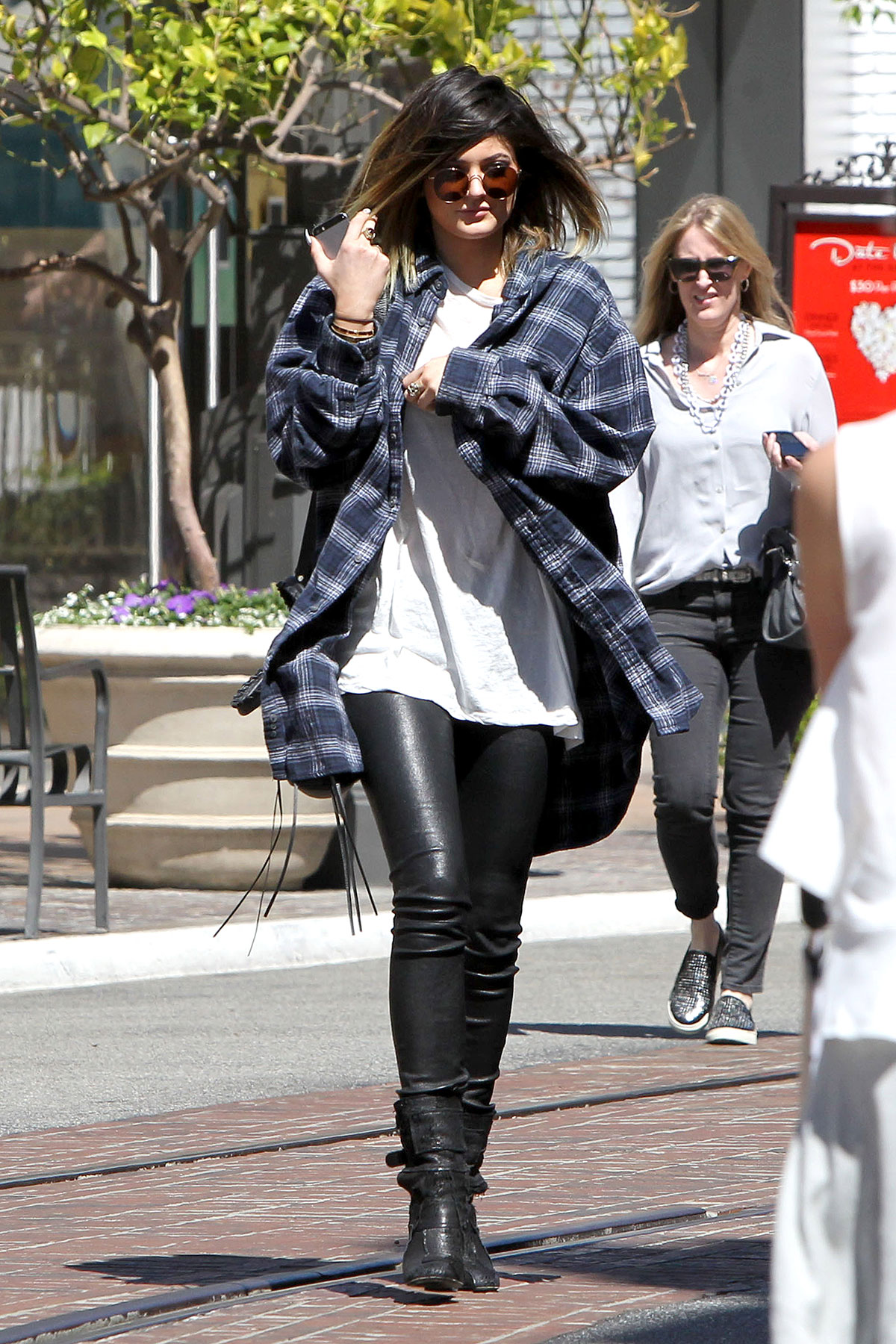 Kylie Jenner shopping at The Grove