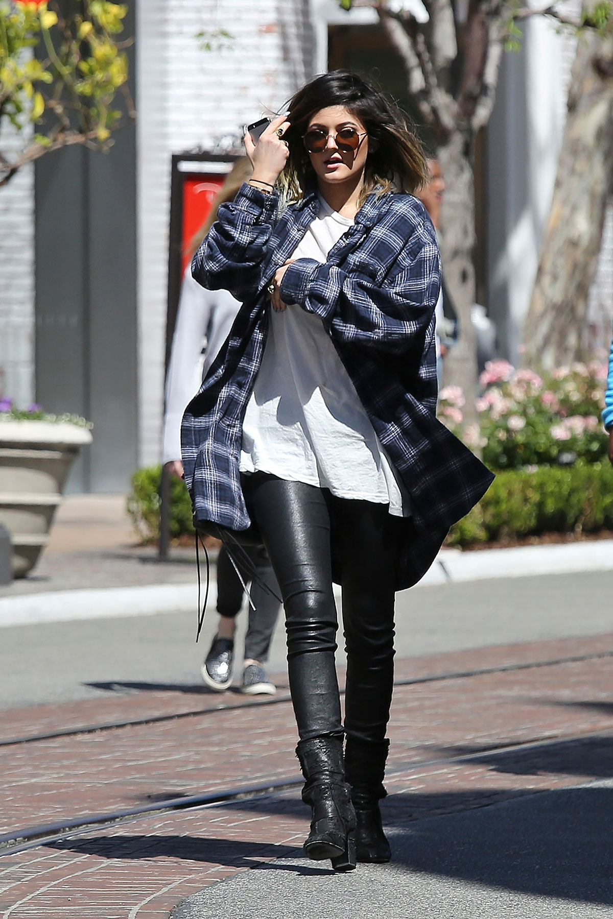 Kylie Jenner shopping at The Grove