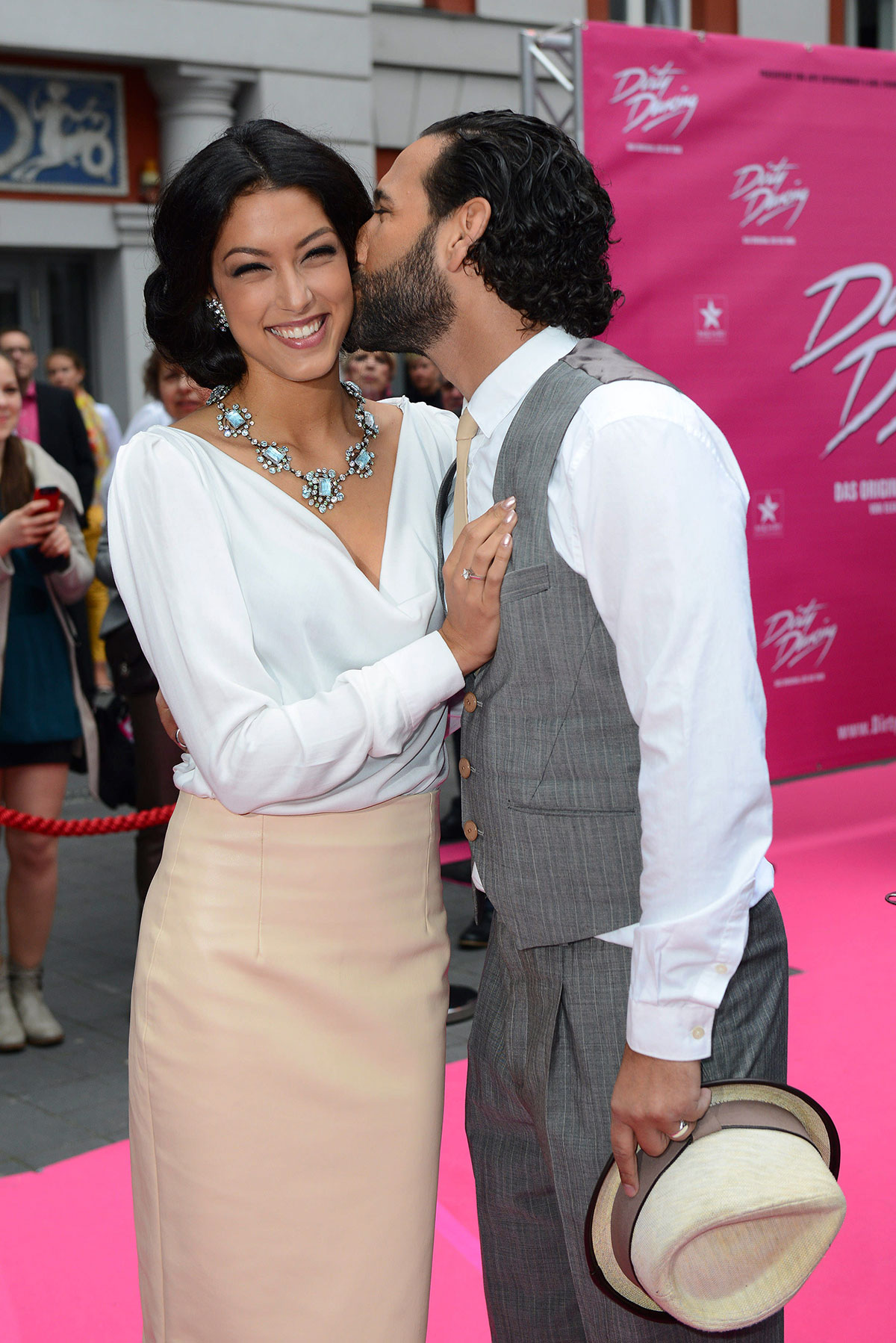 Rebecca Mir attends Dirty Dancing Das Orginal premiere live