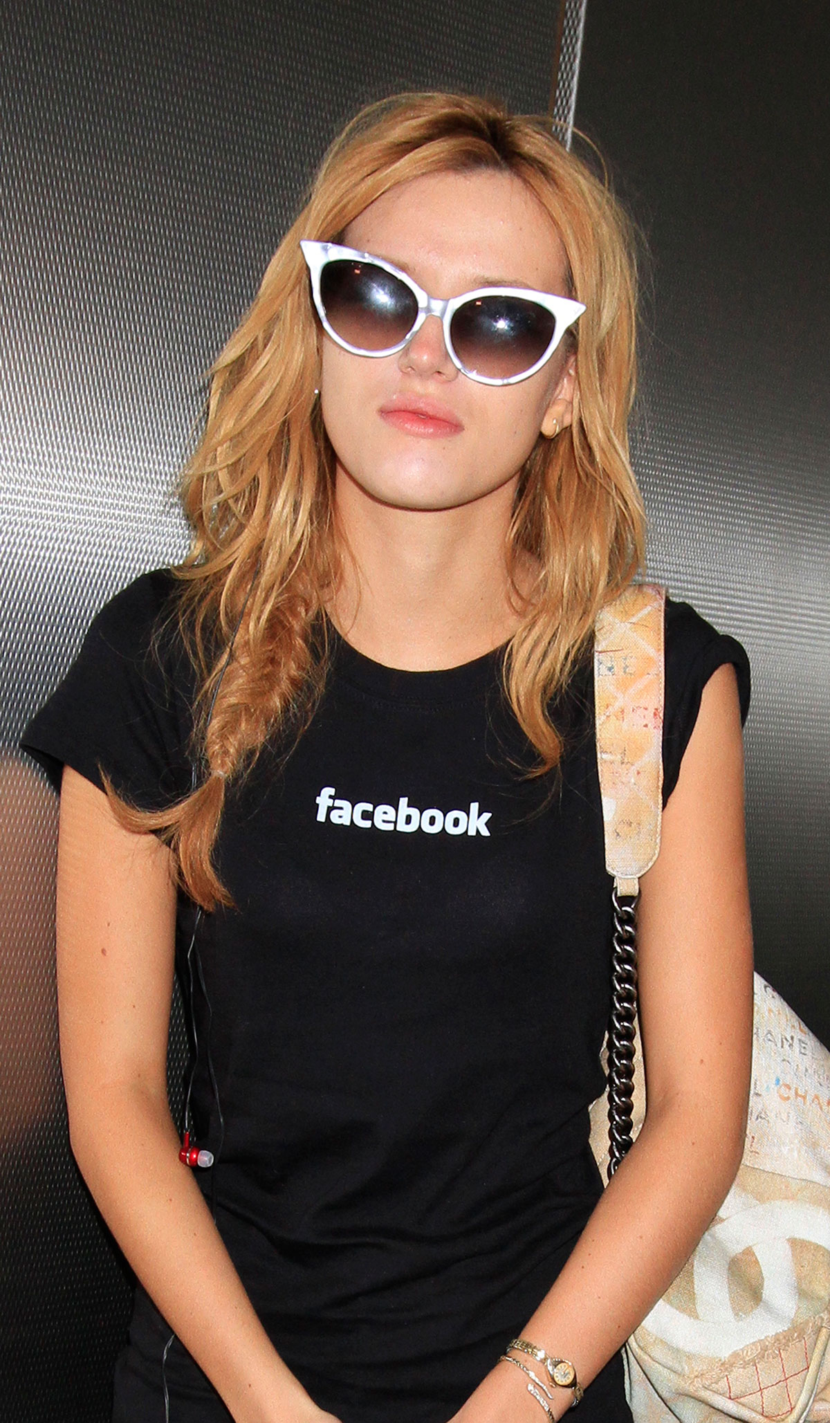 Bella Thorne making her way through LAX Airport