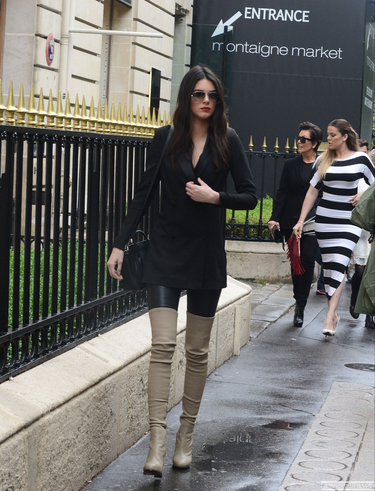 Kendall Jenner out shopping with family