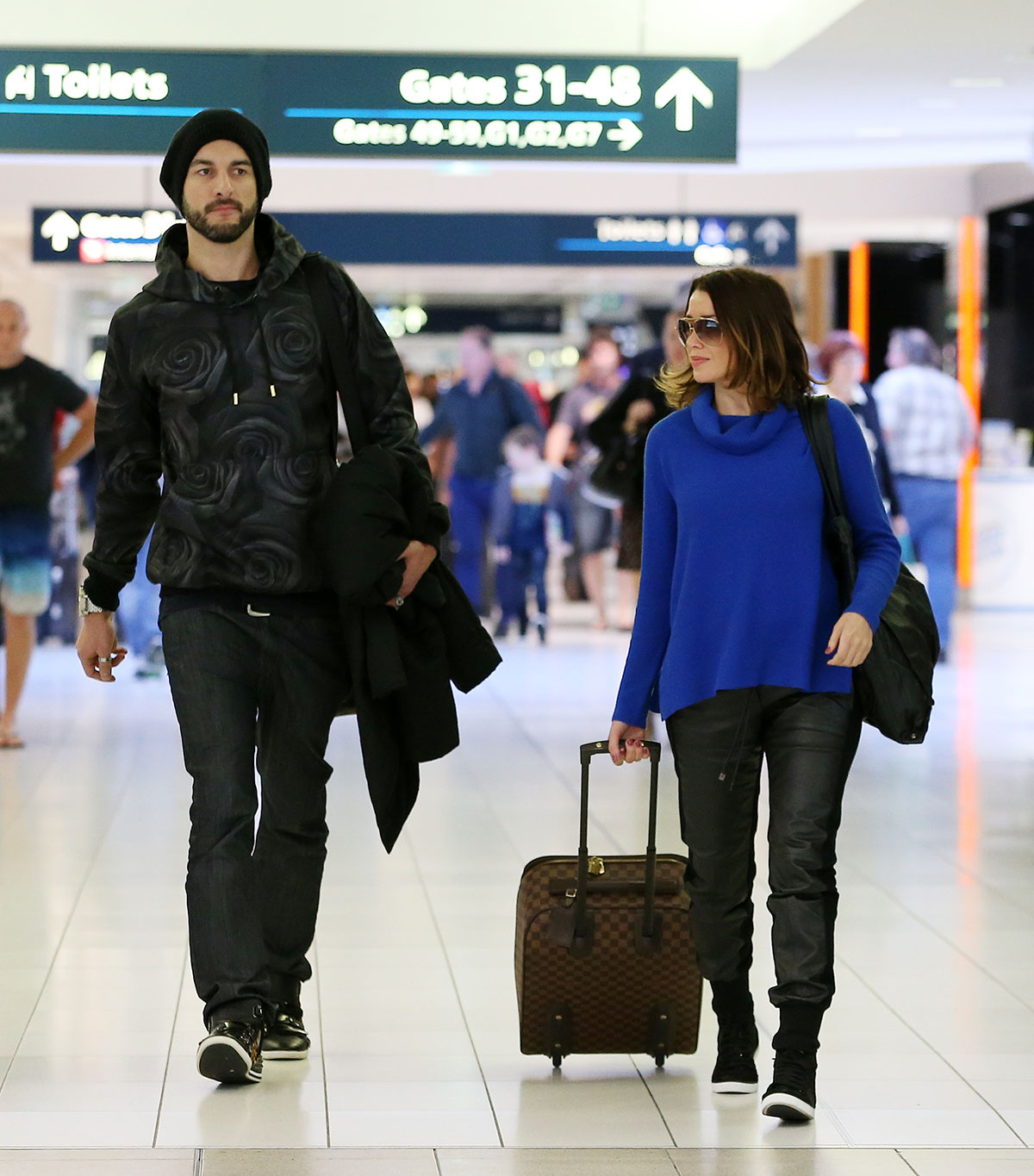 Dannii Minogue at Sydney airport