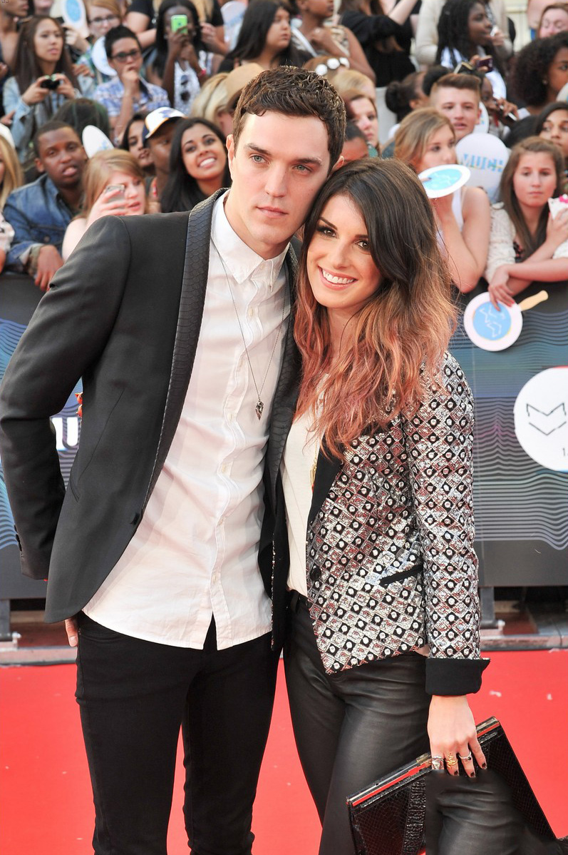 Shenae Grimes attends the 2014 MuchMusic Video Awards