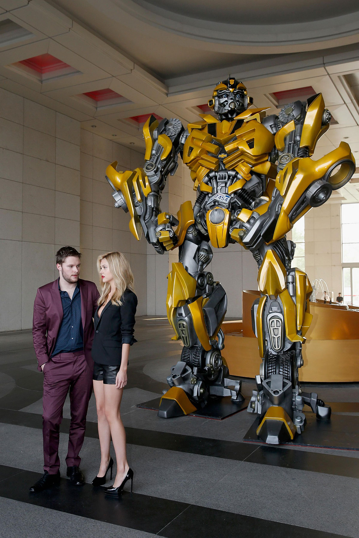 Nicola Peltz attends Transformers Age of Extinction premiere