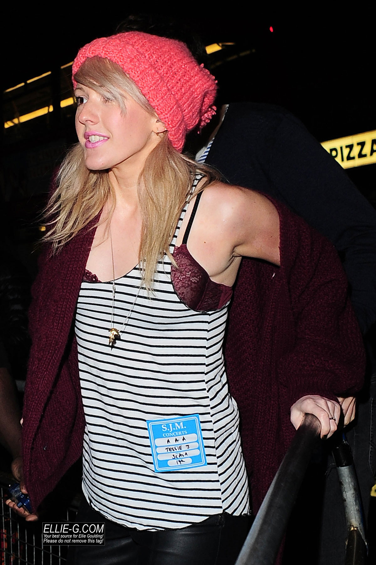 Ellie Goulding arrives at a Jessie J performance