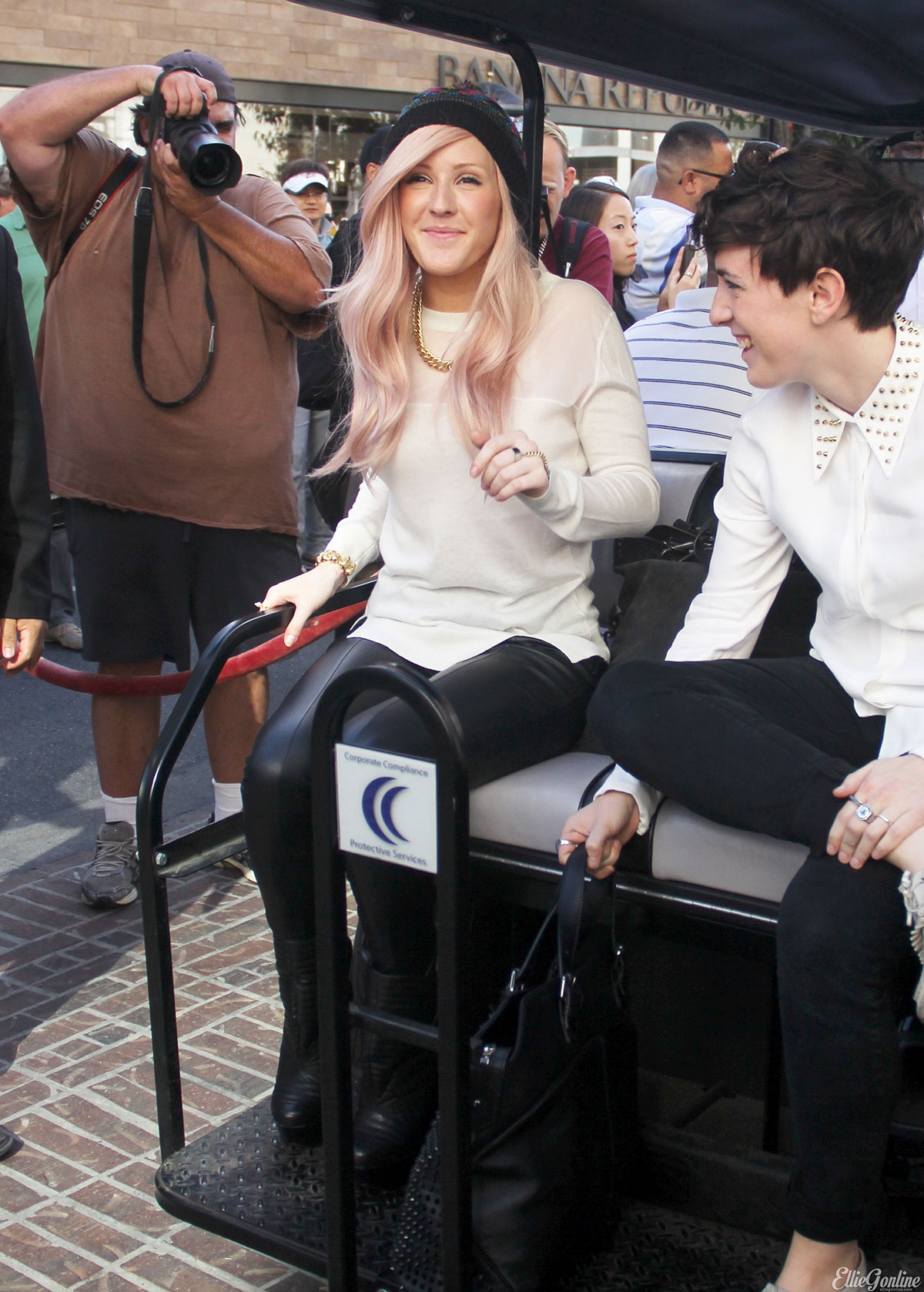 Ellie Goulding on the Set Of Extra In LA