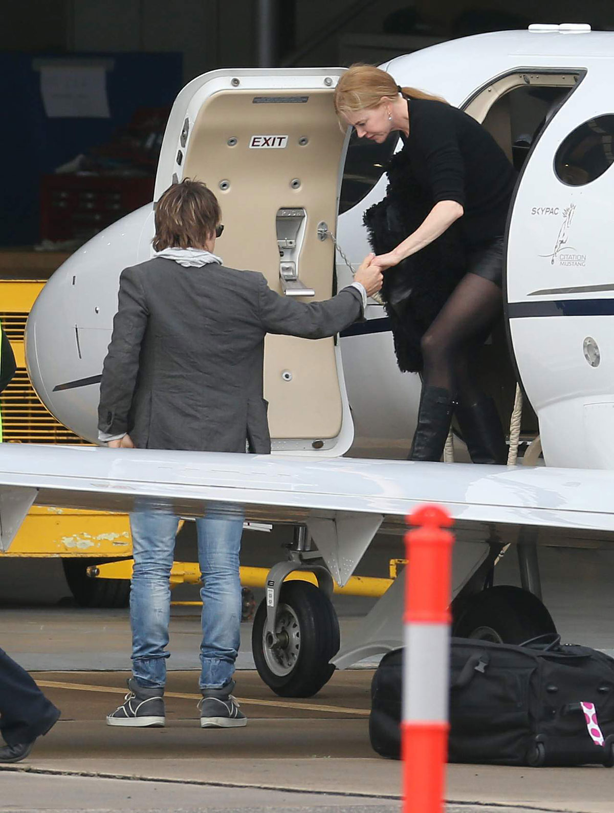 Nicole Kidman arrive into Melbourne