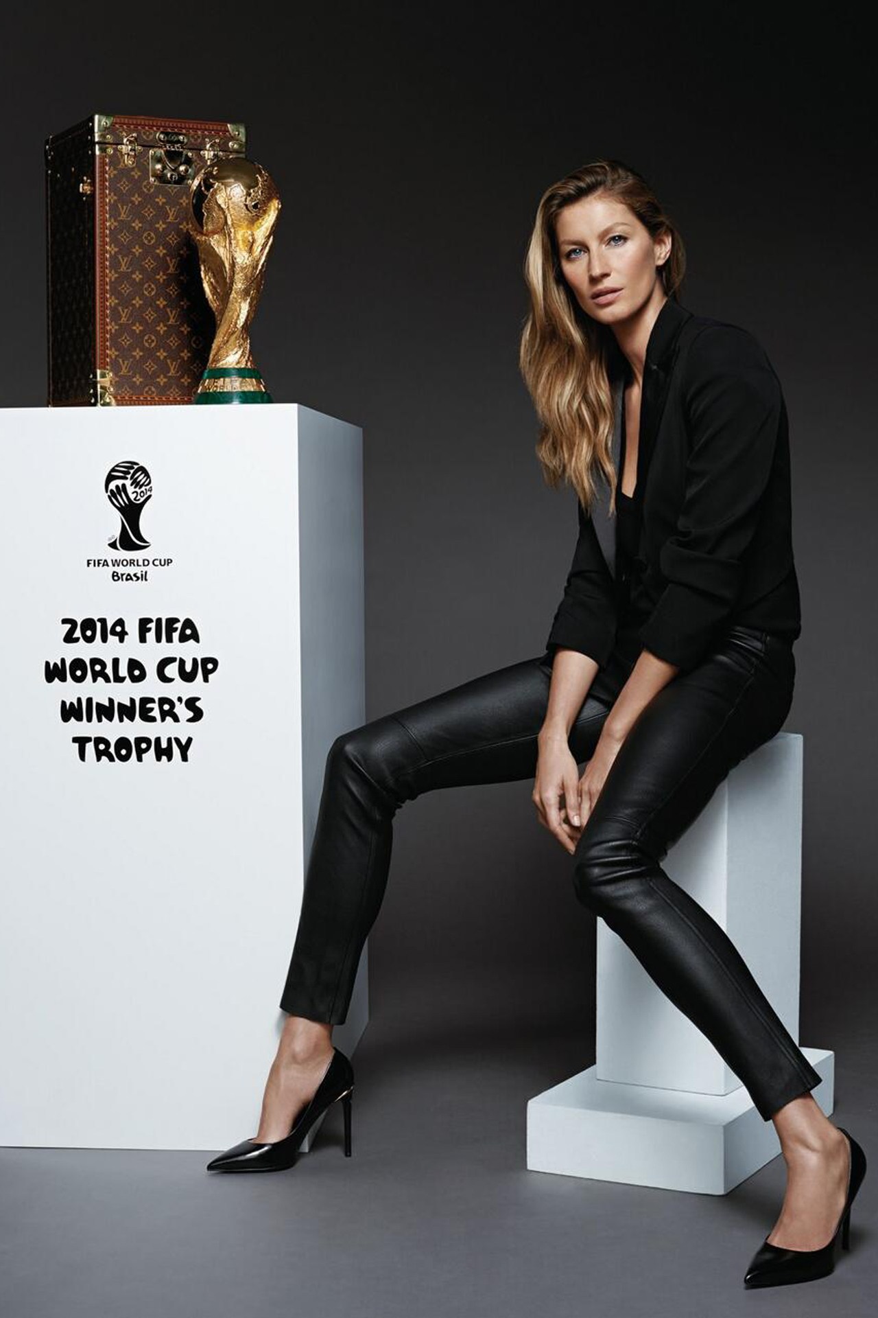 Gisele Bundchen presents Louis Vuitton FIFA World Cup 2014 case