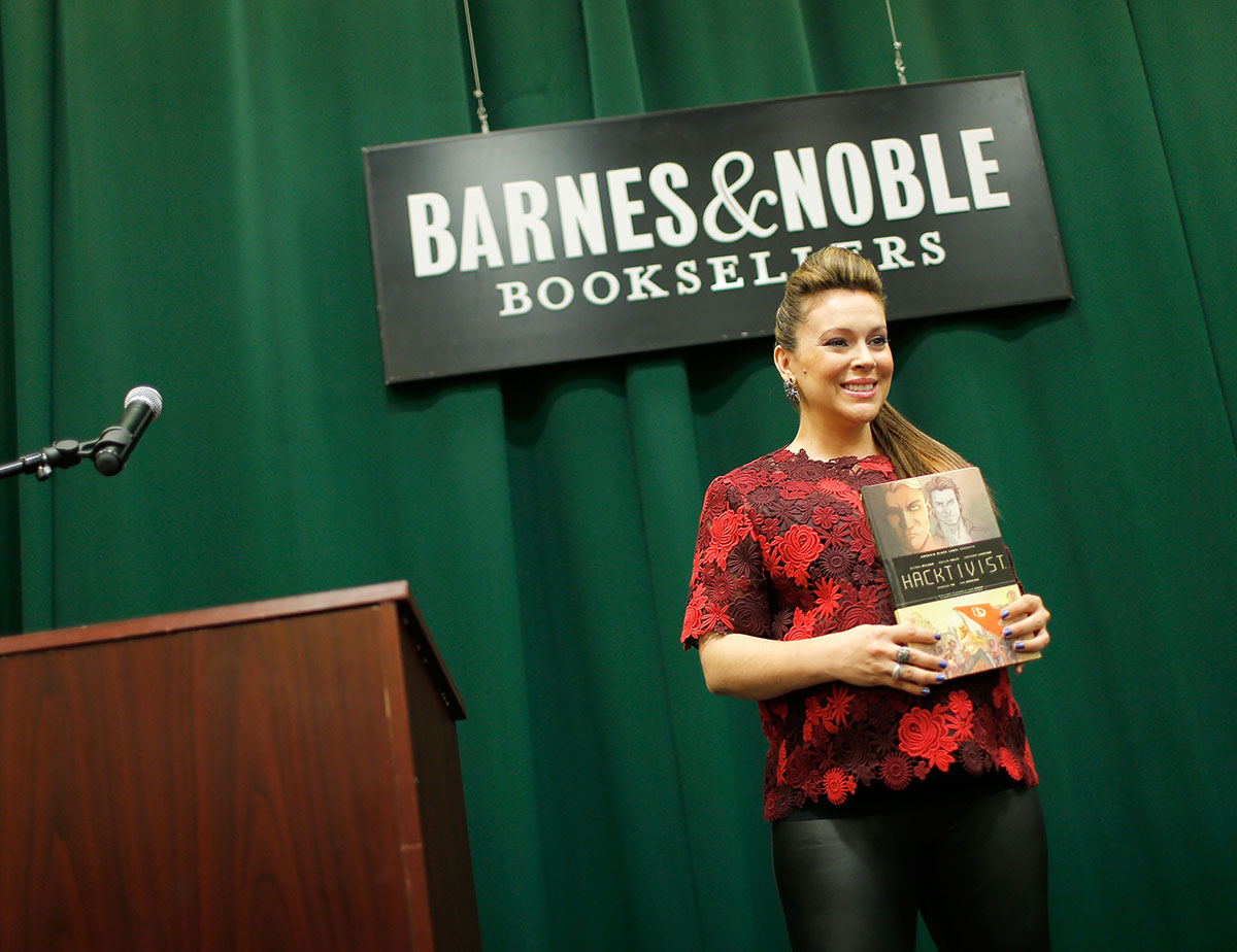 Alyssa Milano at Hacktivist book signing