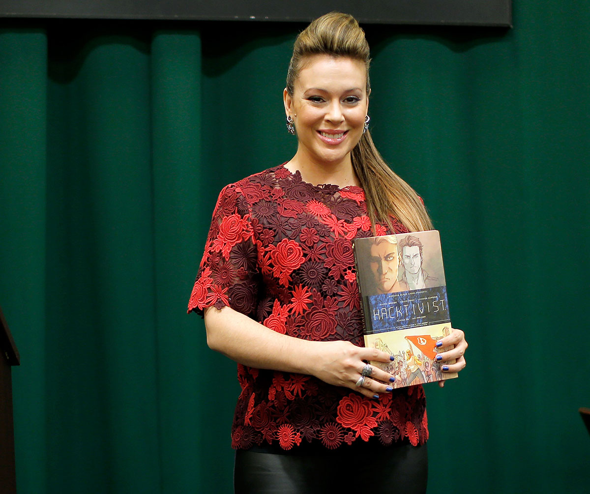 Alyssa Milano at Hacktivist book signing