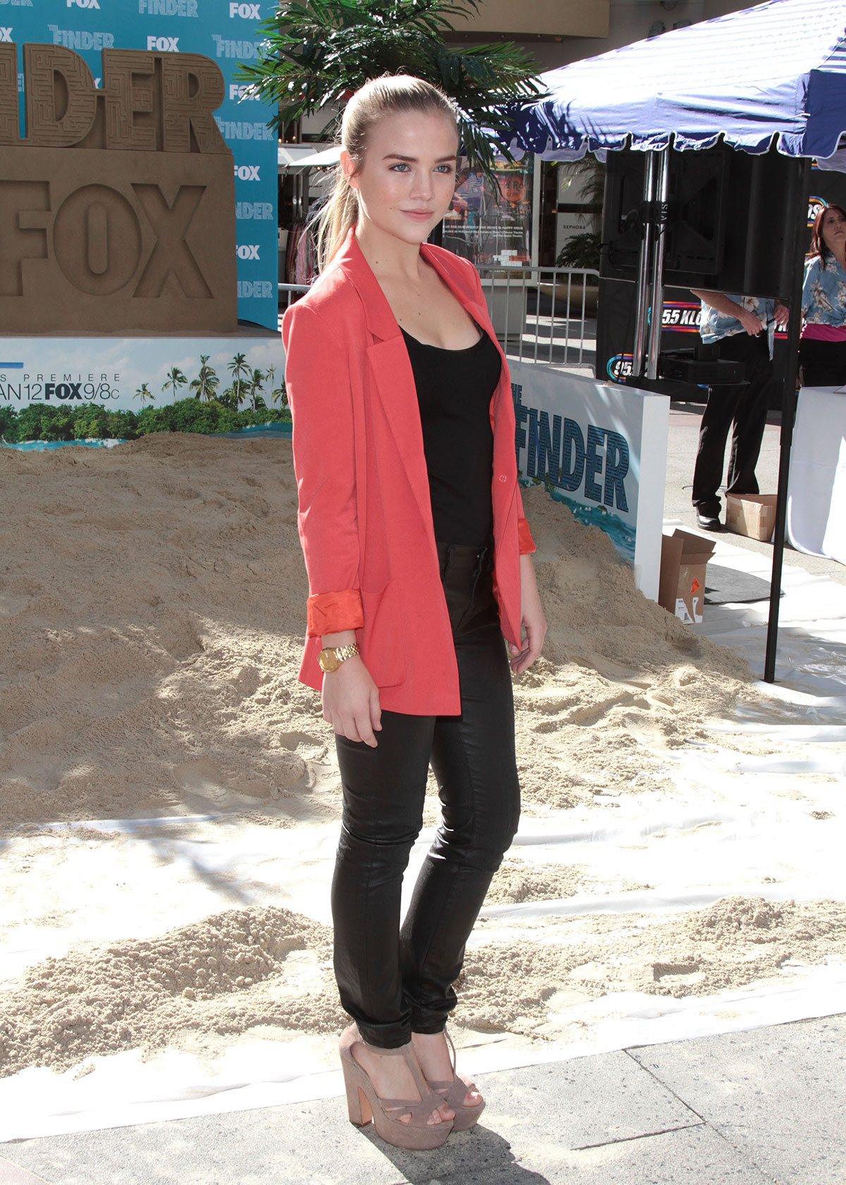 Maddie Hasson attends The Finder Challenge