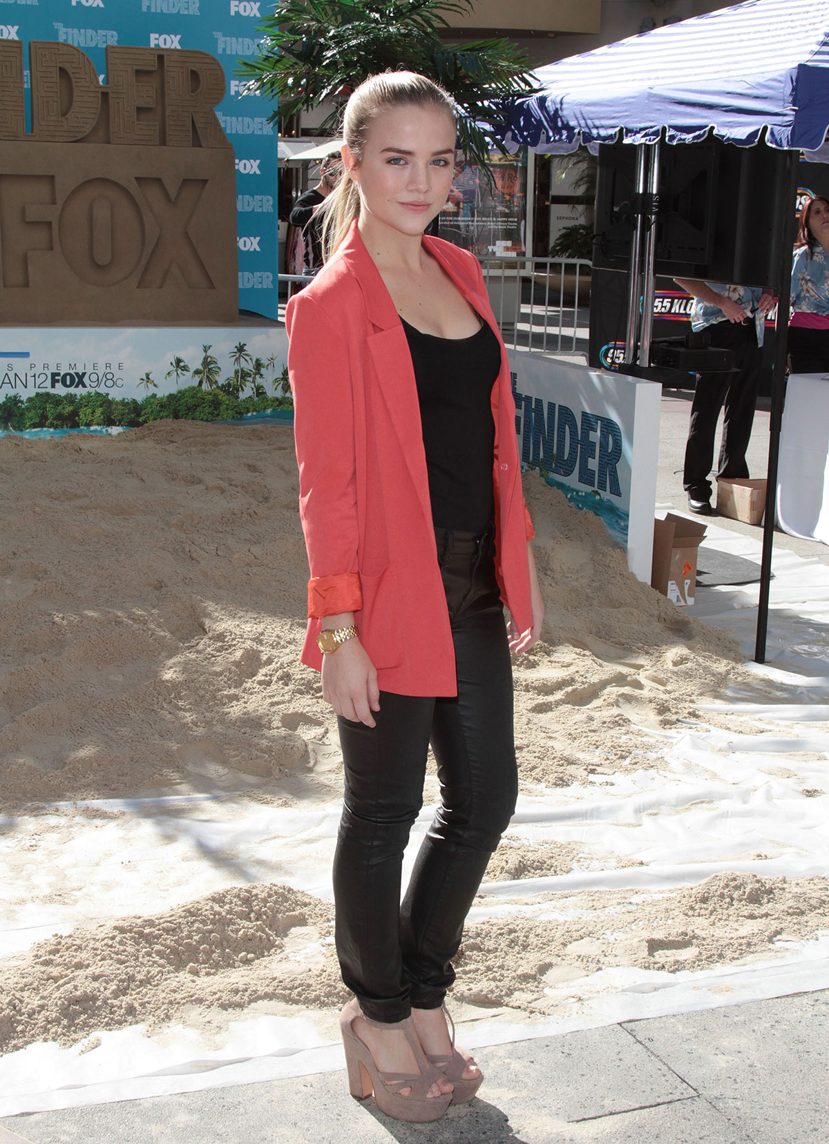 Maddie Hasson attends The Finder Challenge