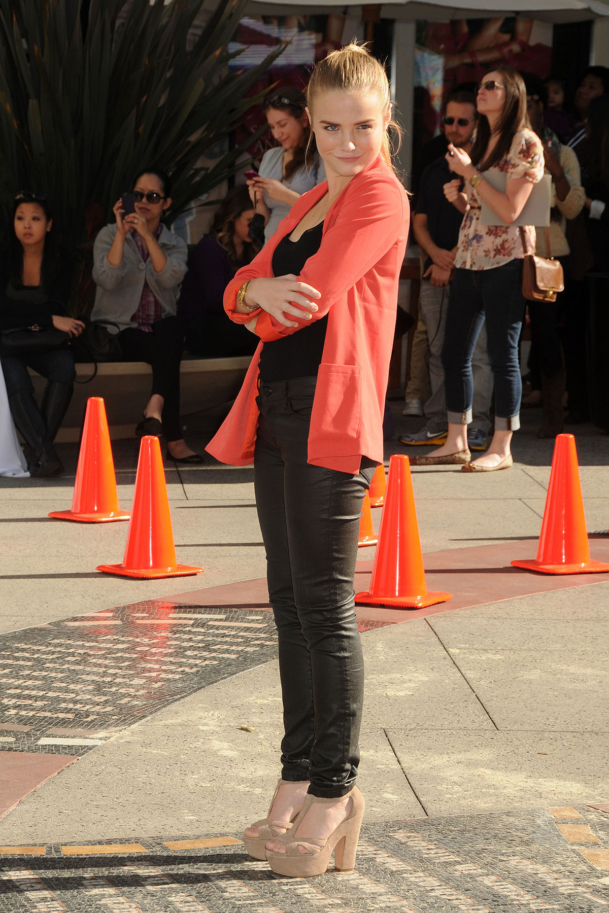 Maddie Hasson attends The Finder Challenge