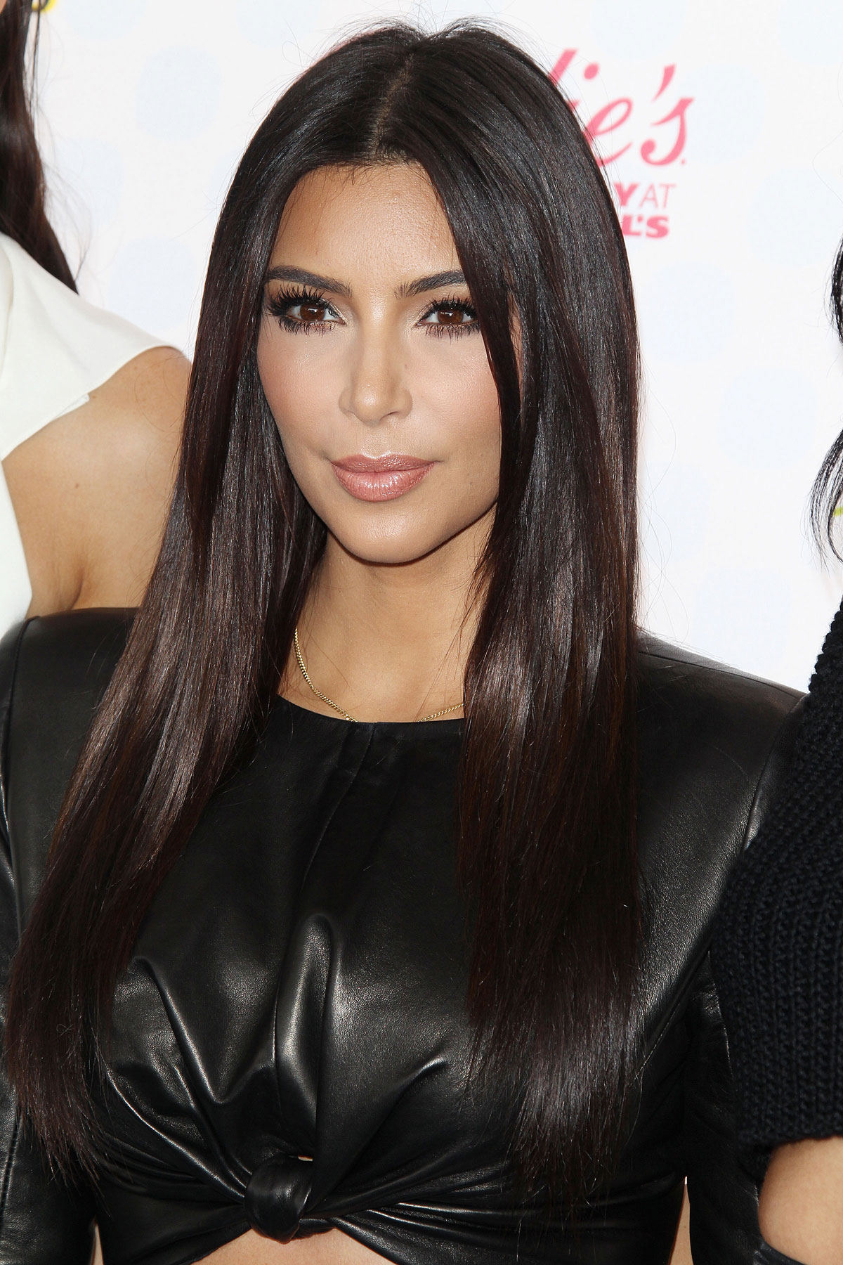 Kim Kardashian attends FOX 2014 Teen Choice Awards