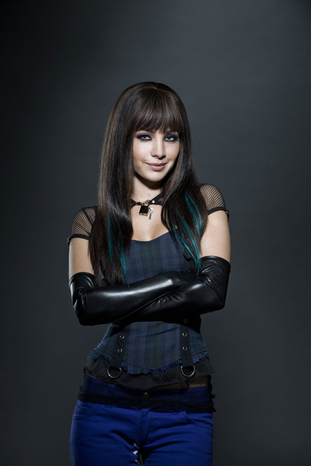 Ksenia Solo Lost Girl Season 4 promoshoot