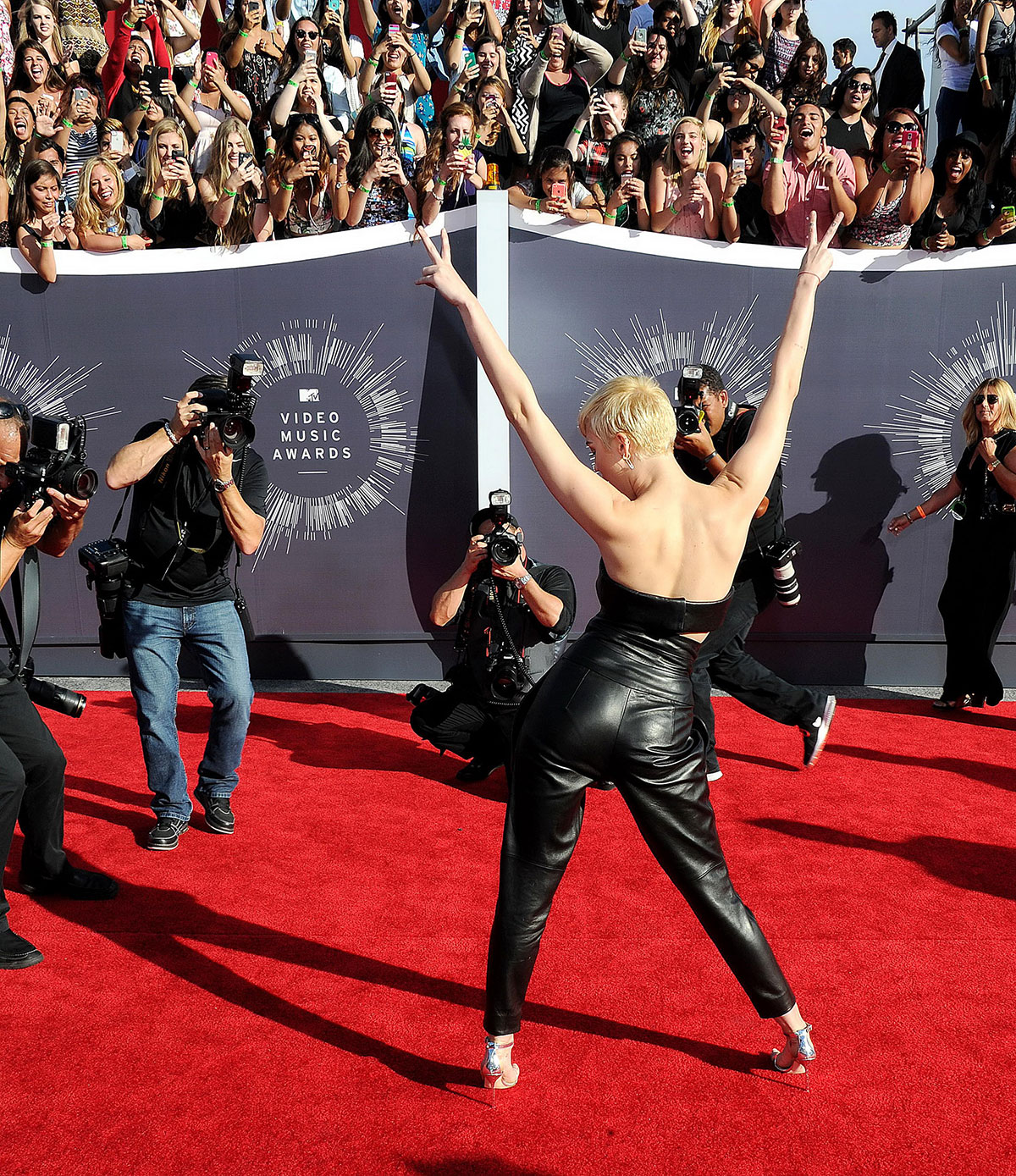 Miley Cyrus attends 2014 MTV Video Music Awards