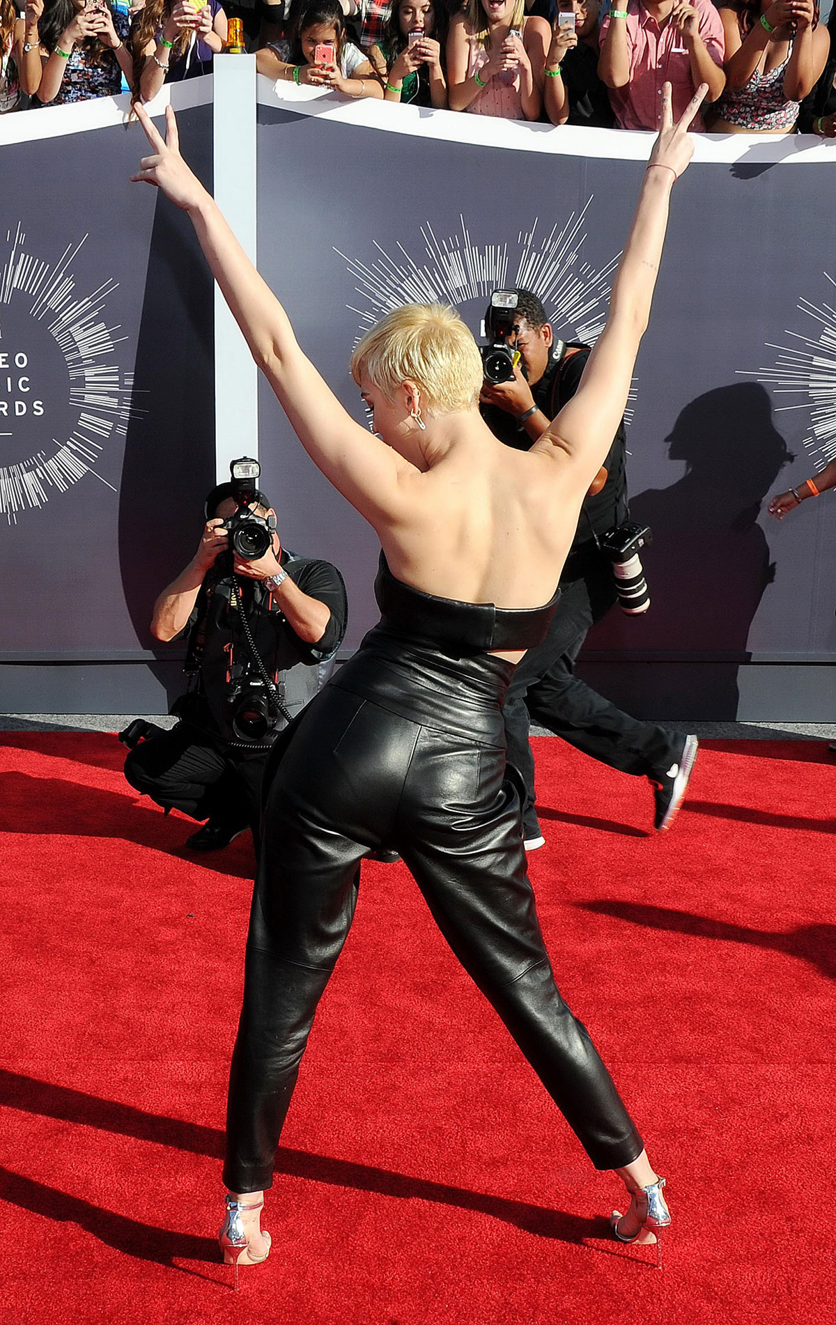 Miley Cyrus attends 2014 MTV Video Music Awards