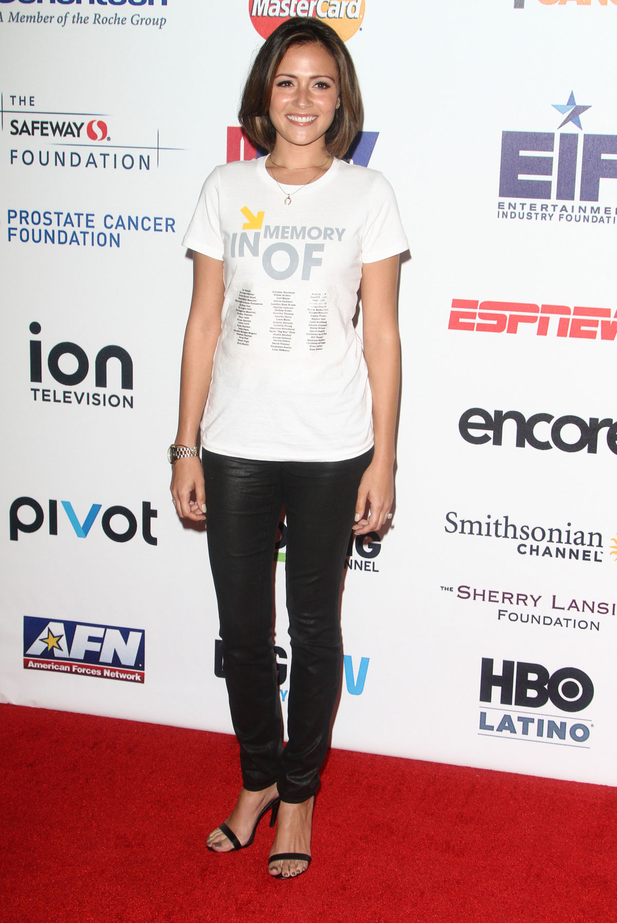 Italia Ricci attends 4th Annual Stand Up 2 Cancer Live Benefit