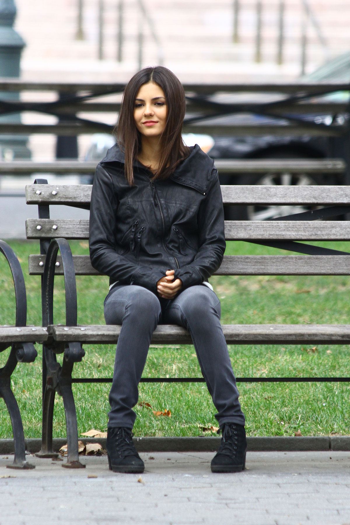 Victoria Justice on the Set of Eye Candy