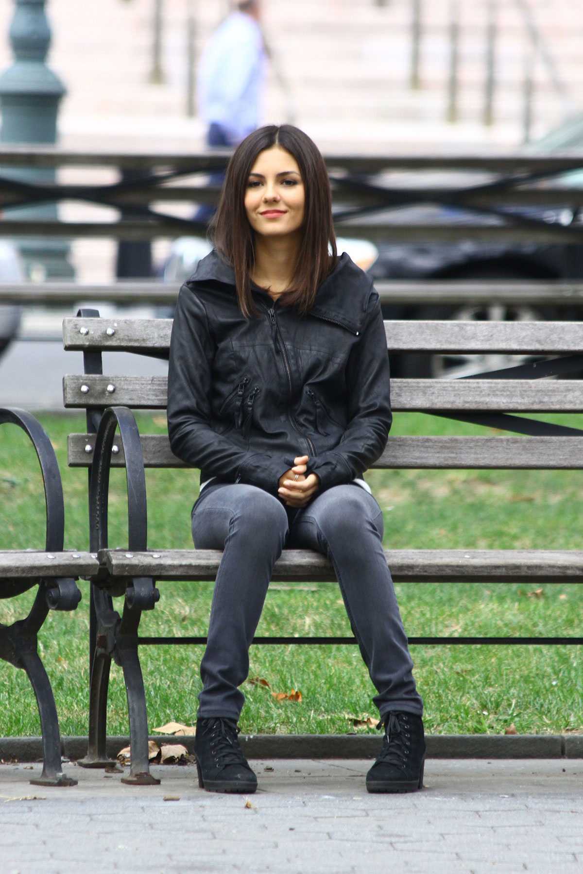 Victoria Justice on the Set of Eye Candy
