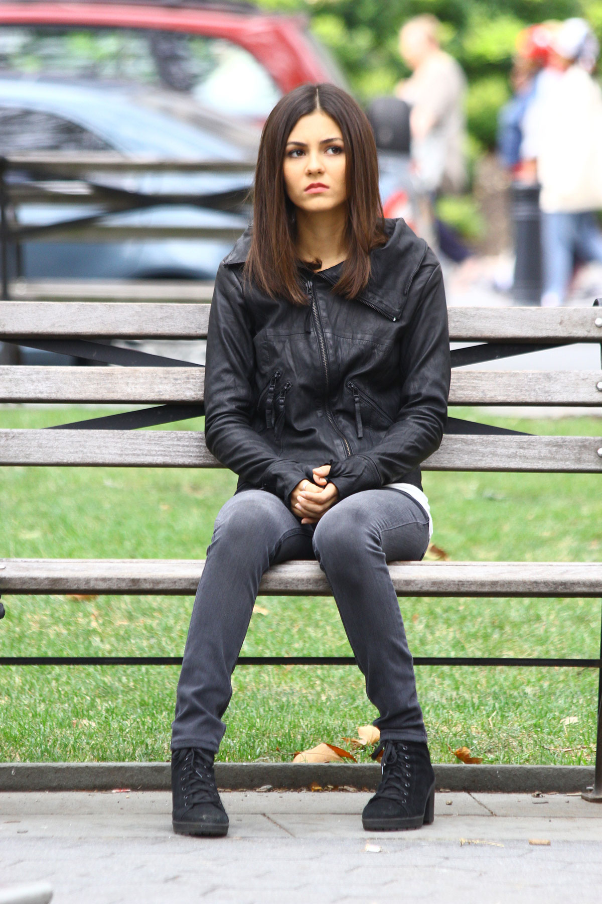 Victoria Justice on the Set of Eye Candy