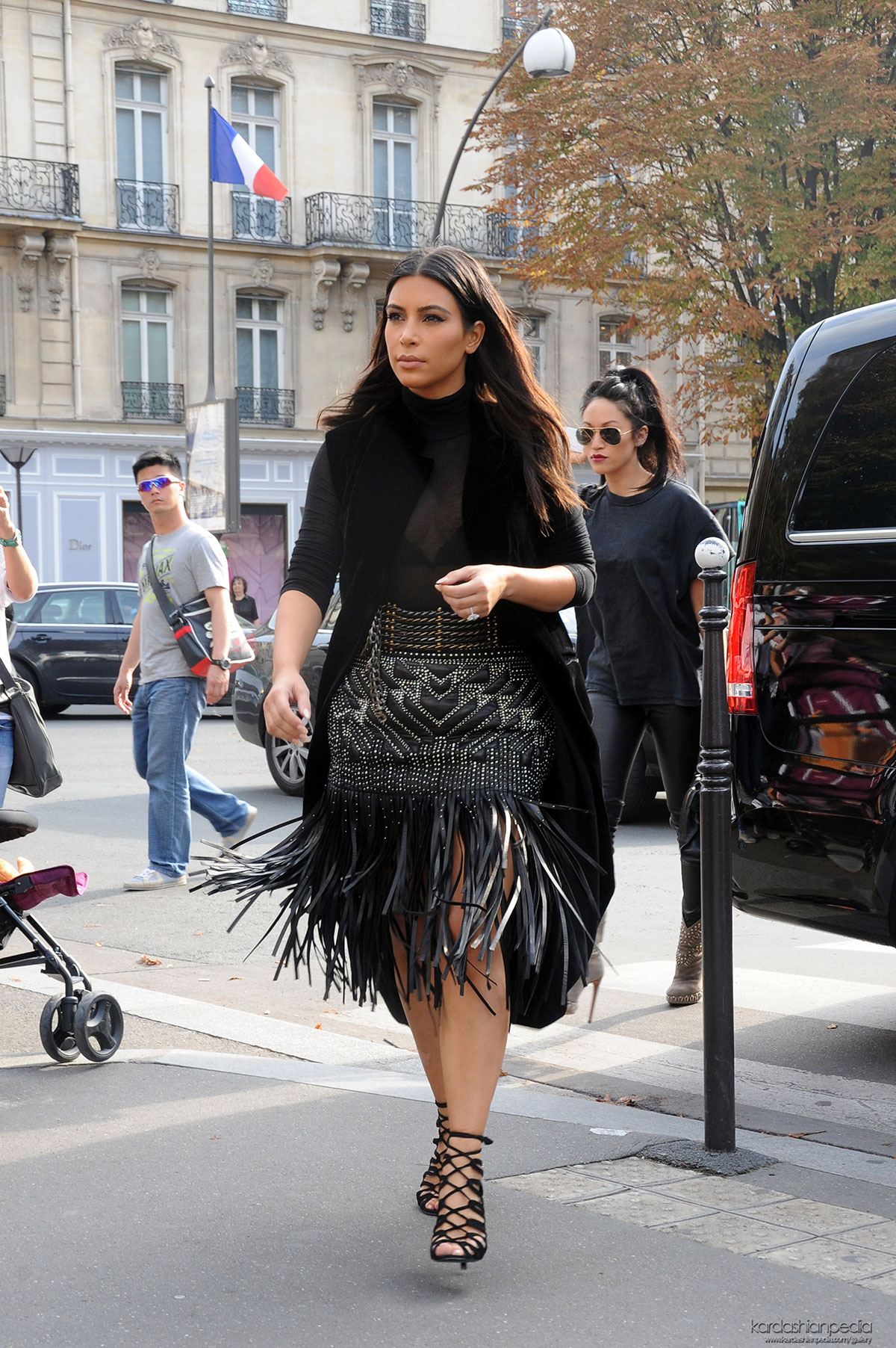 Kim Kardashian was seen shopping in Paris
