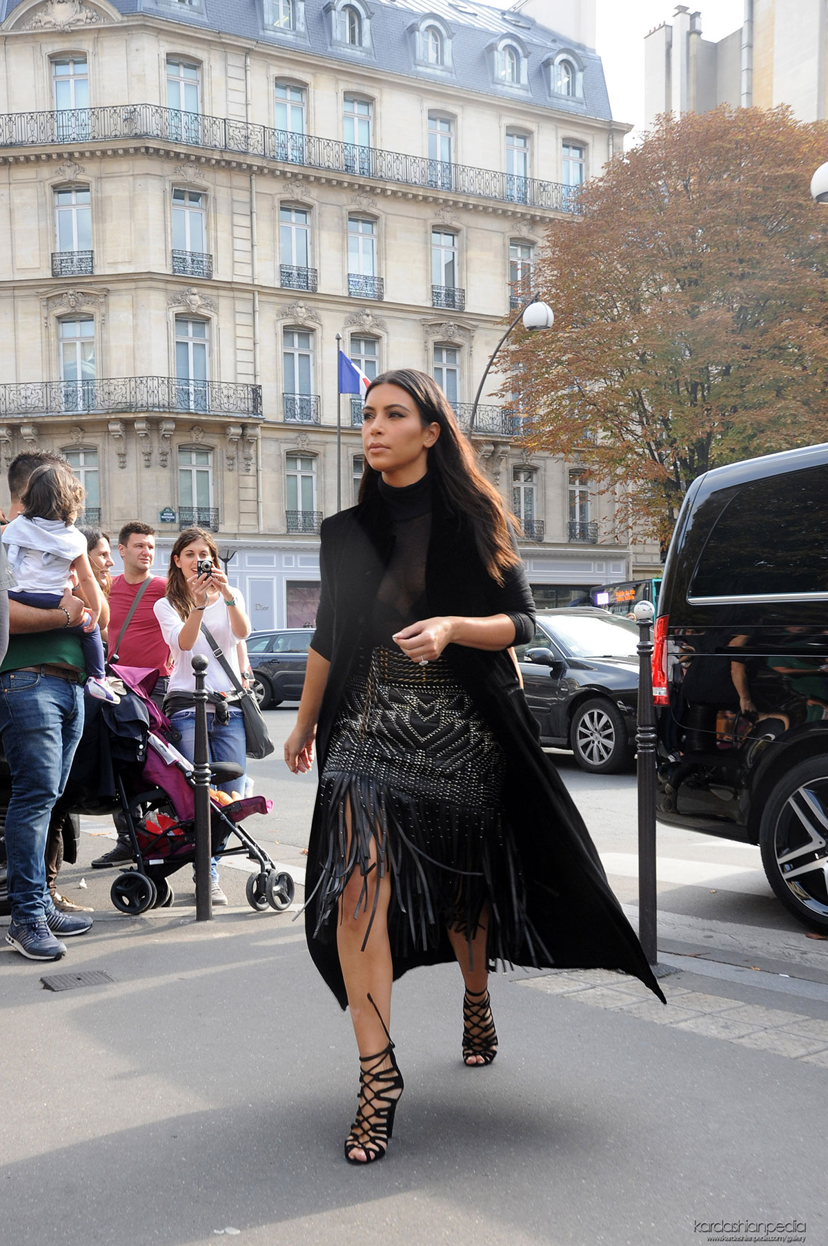 Kim Kardashian was seen shopping in Paris