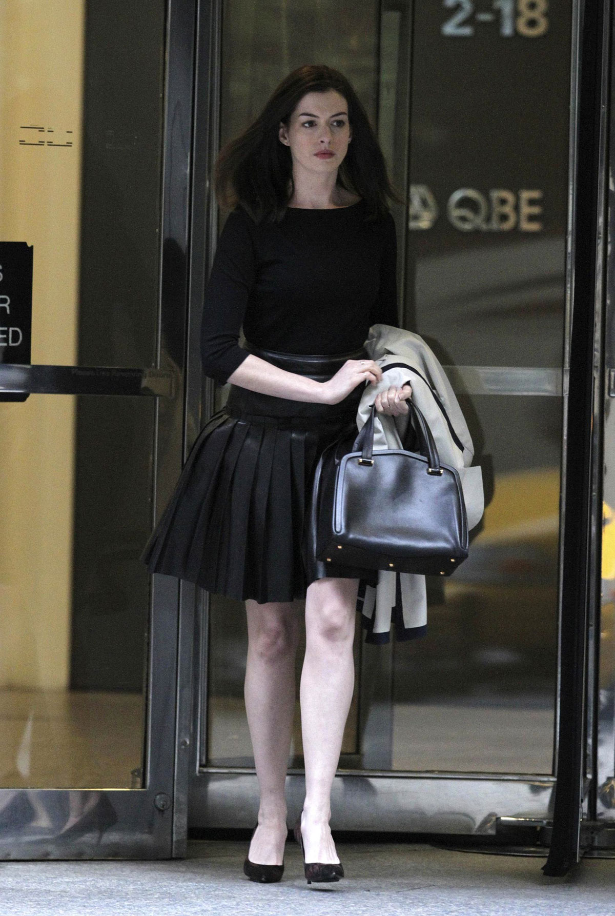 Anne Hathaway on the set of The Intern