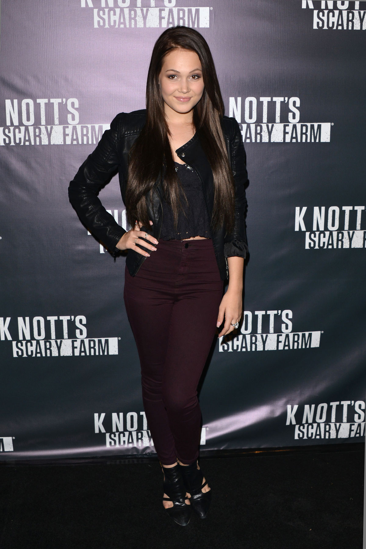 Kelli Berglund attends Knotts Scary Farm Opening