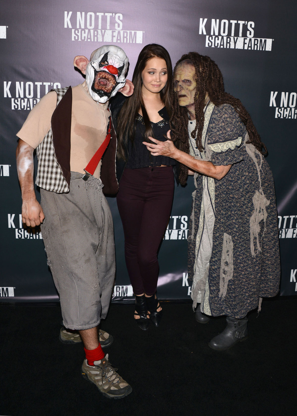 Kelli Berglund attends Knotts Scary Farm Opening