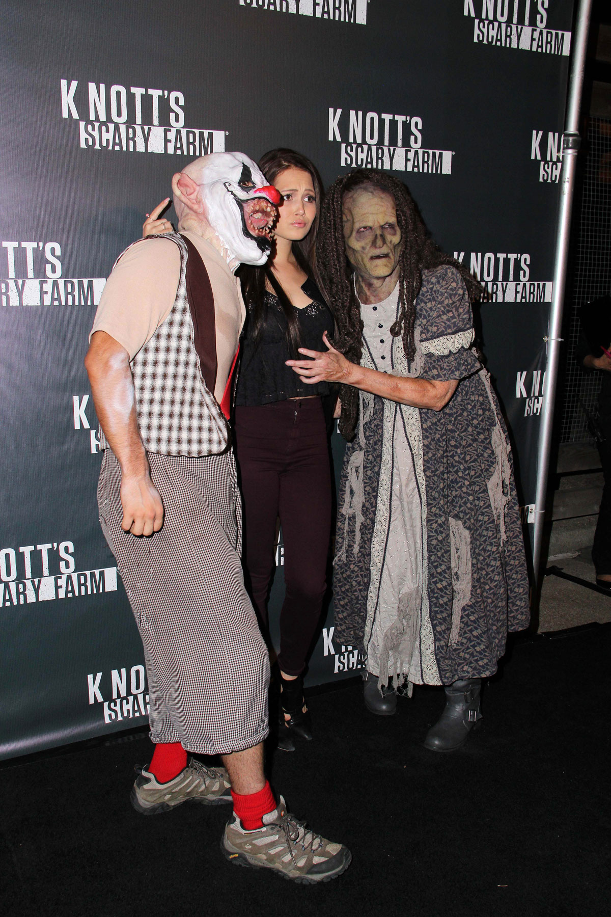 Kelli Berglund attends Knotts Scary Farm Opening