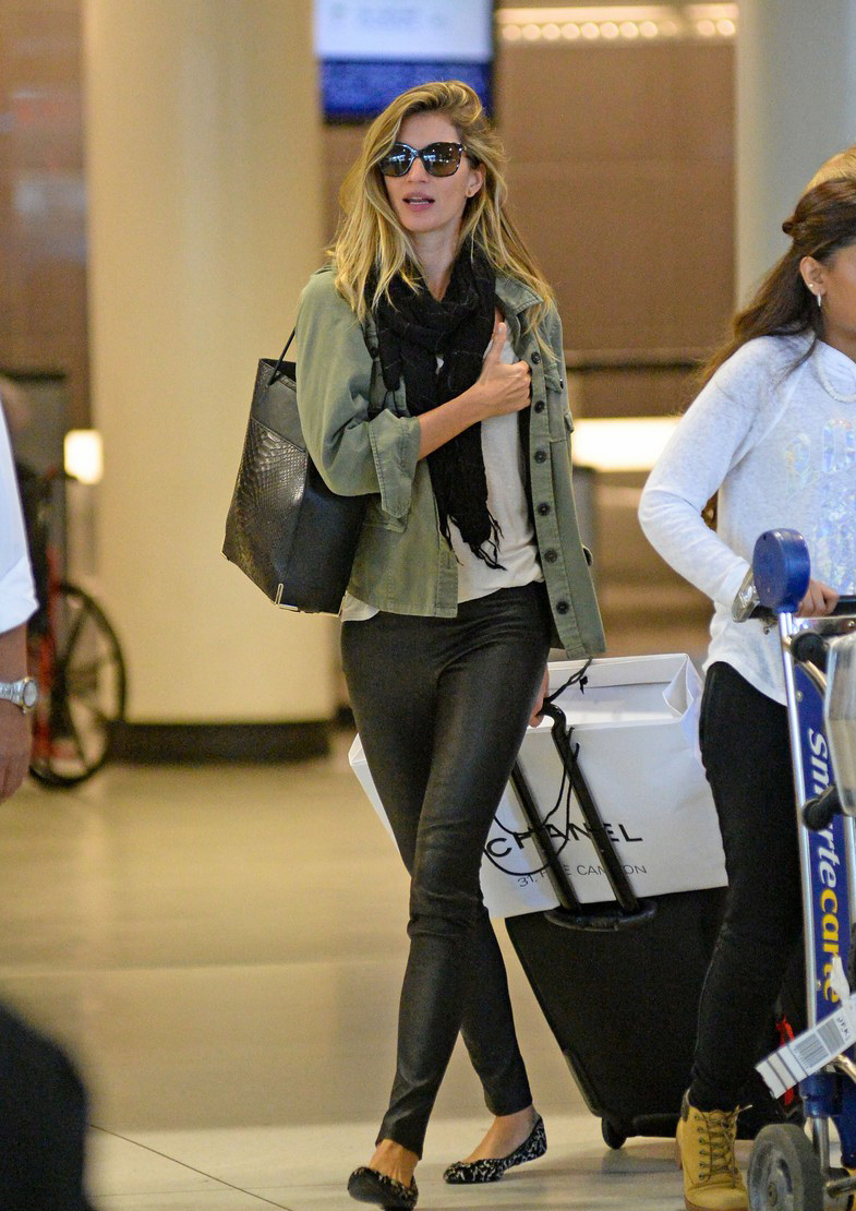 Gisele Bundchen was spotted at JFK International Airport