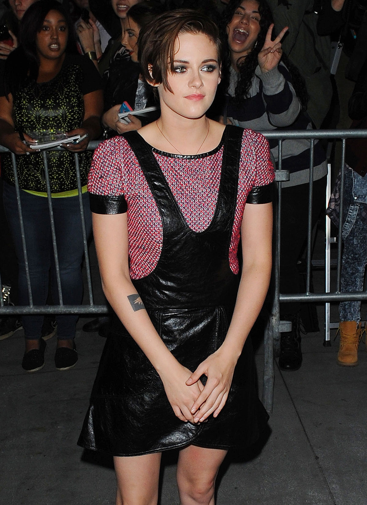 Kristen Stewart appearance at The Apple Store in New York