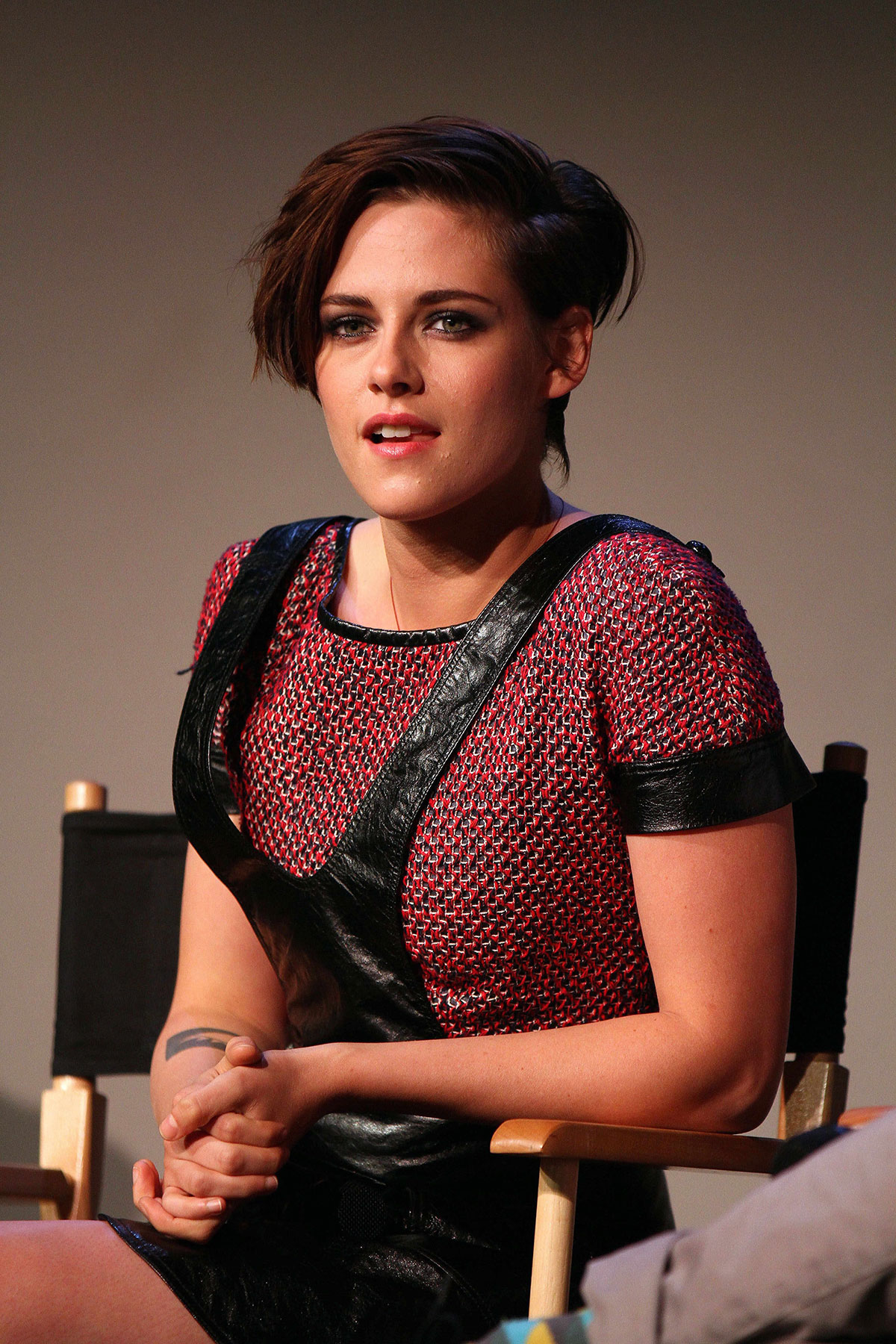 Kristen Stewart appearance at The Apple Store in New York