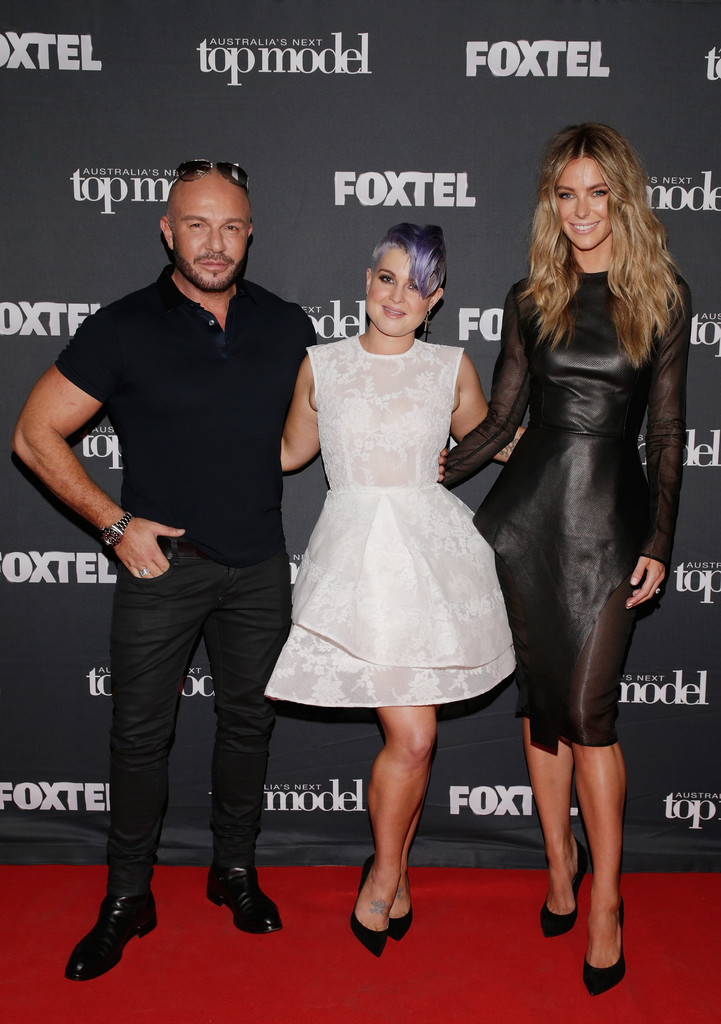 Jennifer Hawkins poses for Australia’s Next Top Model