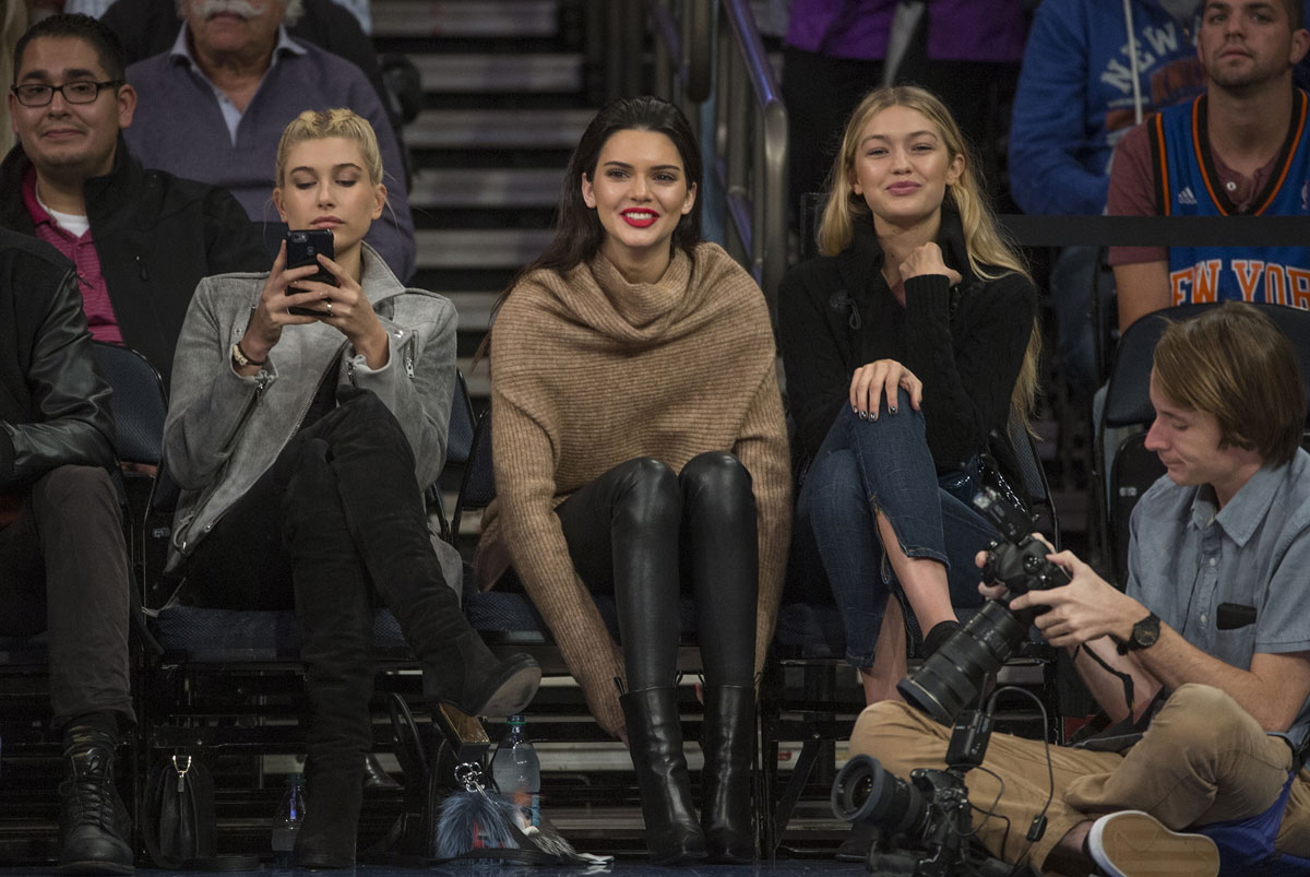 Kendall Jenner at the Knicks vs Wizards basketball game