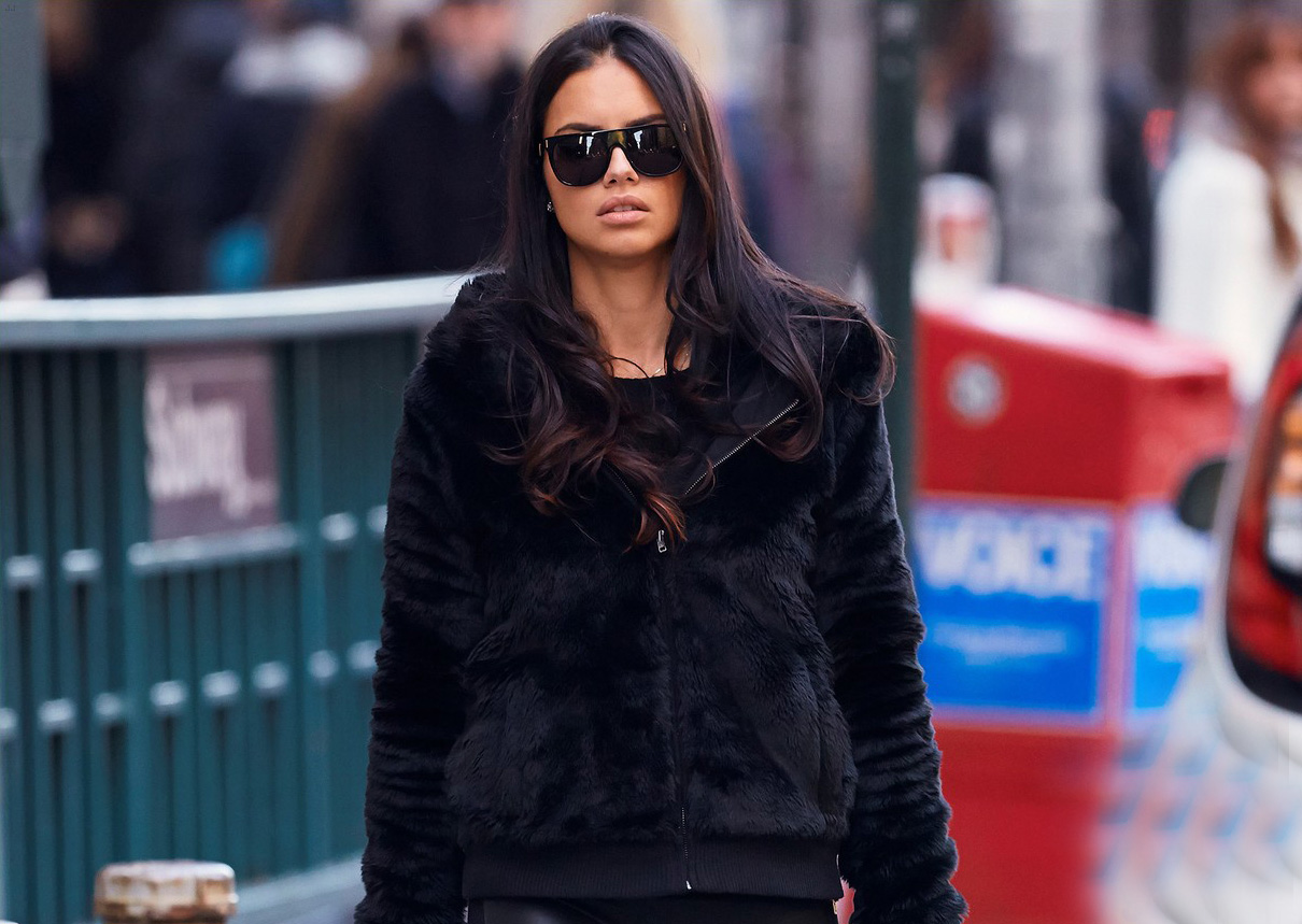Adriana Lima was spotted leaving a Duane Reade pharmacy