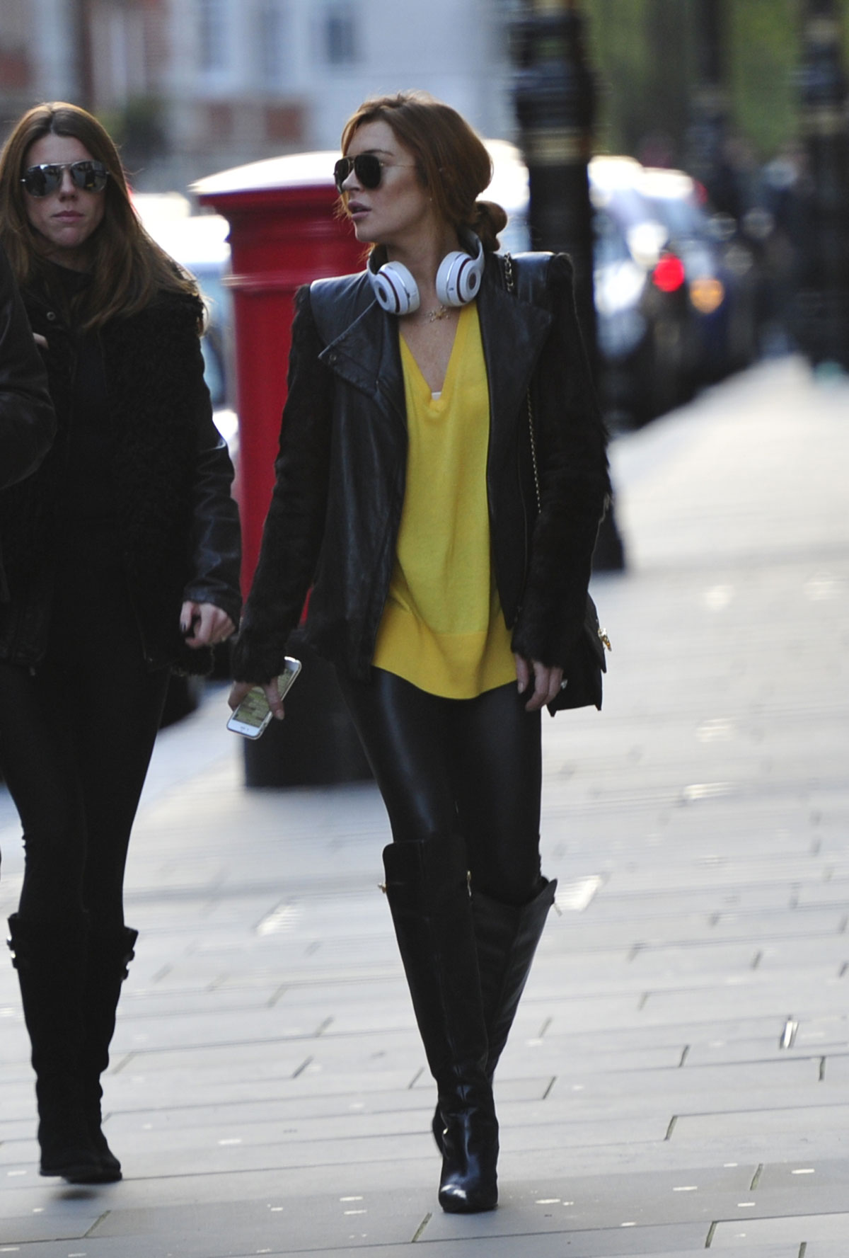 Lindsay Lohan strolling through Mayfair