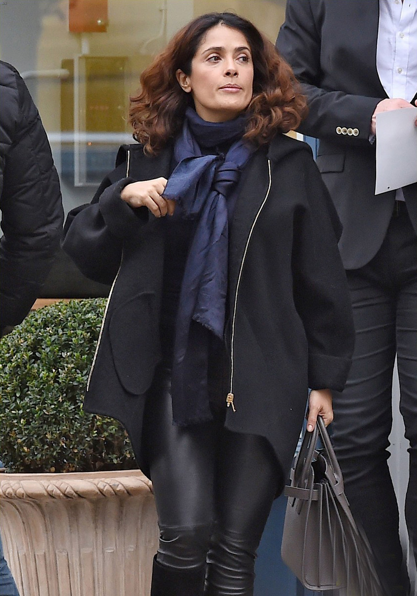 Salma Hayek shopping in London