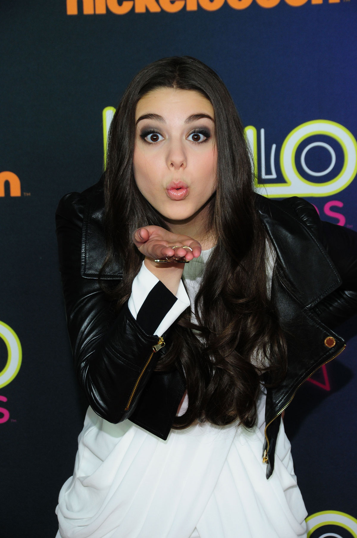 Kira Kosarin attends 2014 Nickelodeon HALO Awards