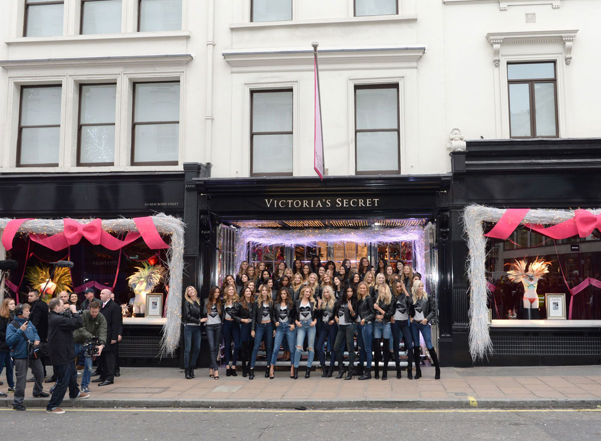 VS Angels attend the 2014 Victoria’s Secret Fashion Show Photocall