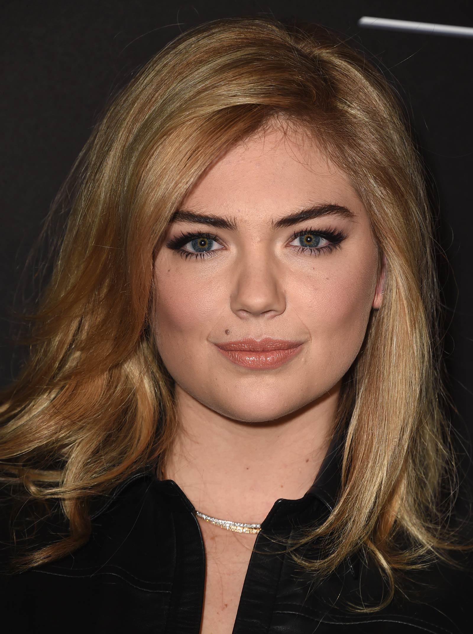 Kate Upton attends The PEOPLE Magazine Awards