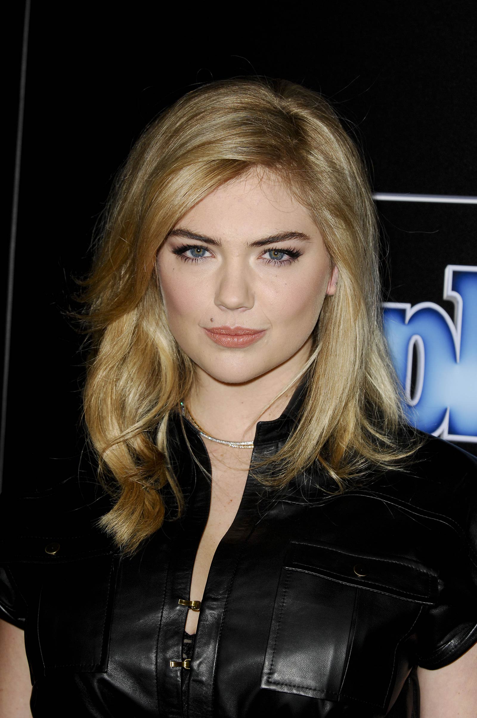 Kate Upton attends The PEOPLE Magazine Awards