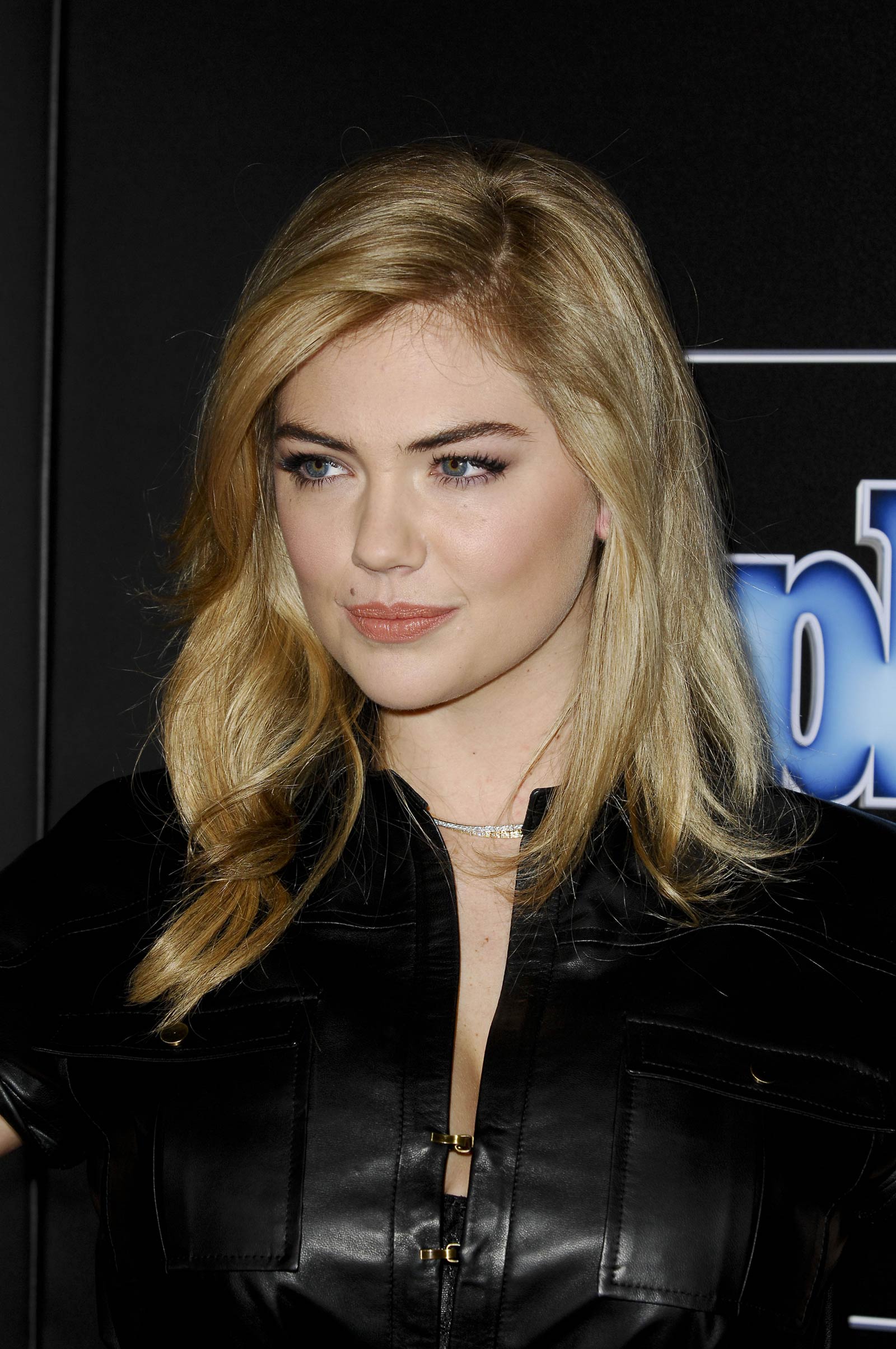 Kate Upton attends The PEOPLE Magazine Awards