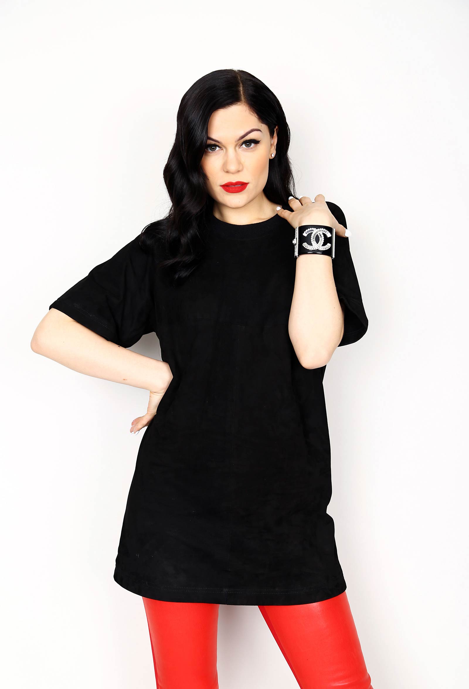 Jessie J portrait for 93.3 FLZ’s Jingle Ball