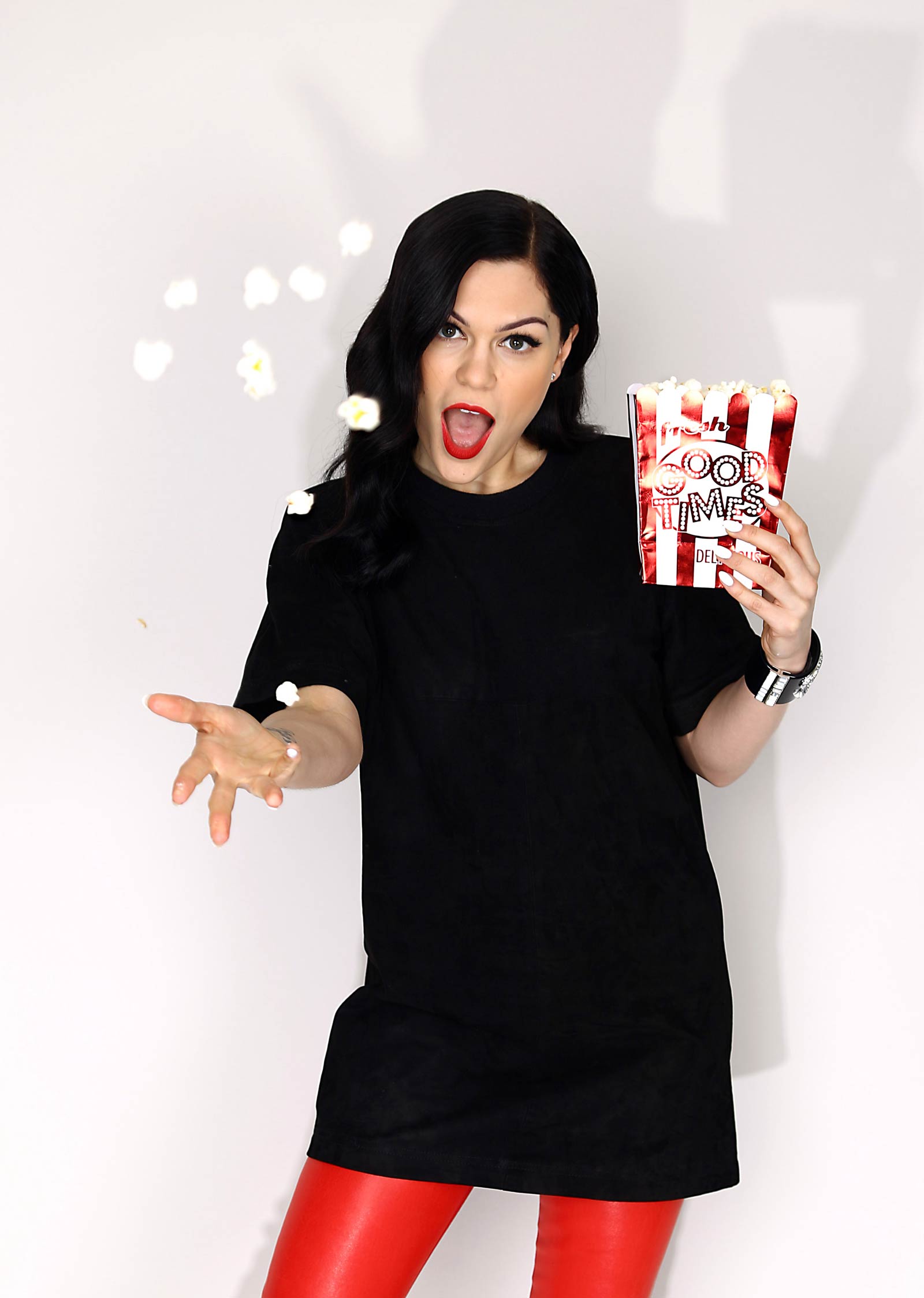 Jessie J portrait for 93.3 FLZ’s Jingle Ball